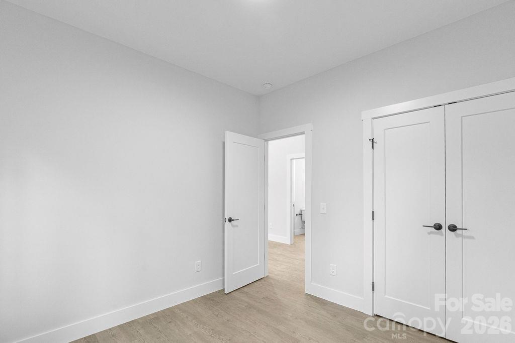 1520 Holly Court Property Photo 18