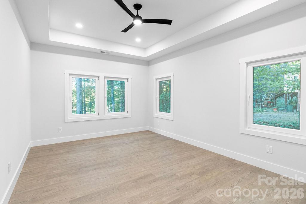 1520 Holly Court Property Photo 19