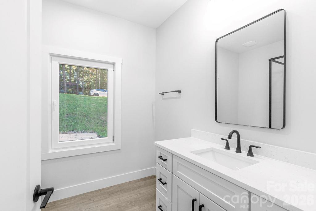 1520 Holly Court Property Photo 23