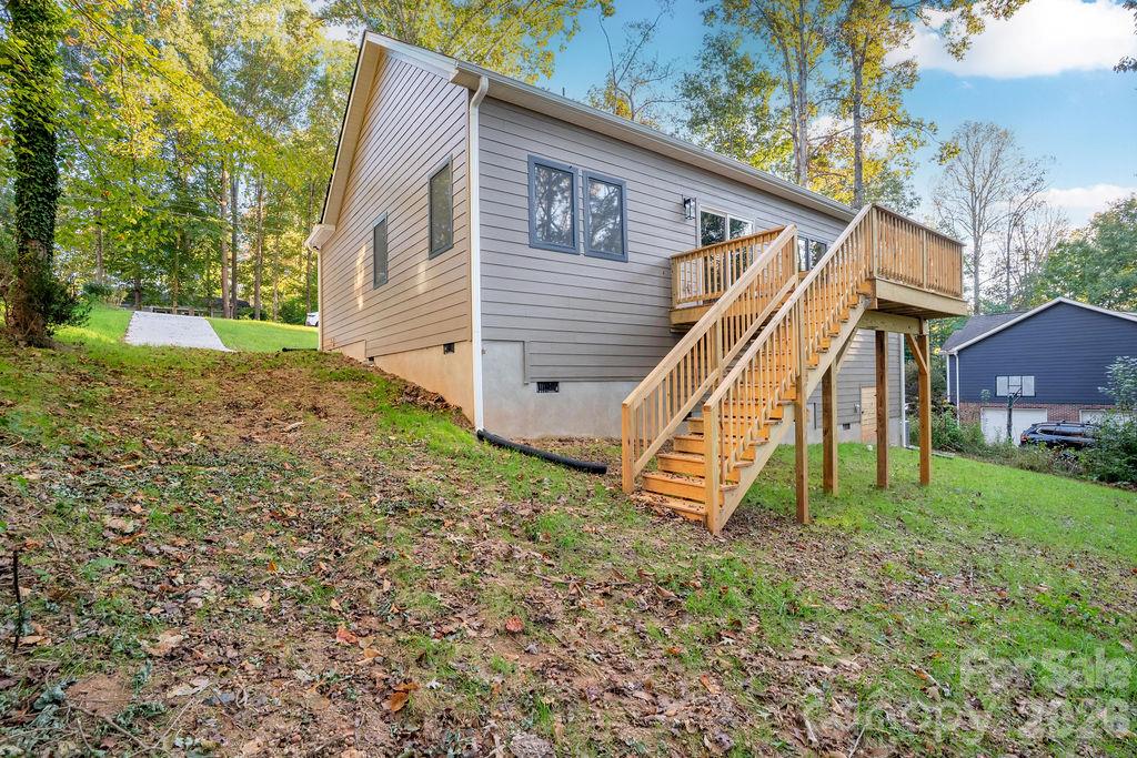 1520 Holly Court Property Photo 32