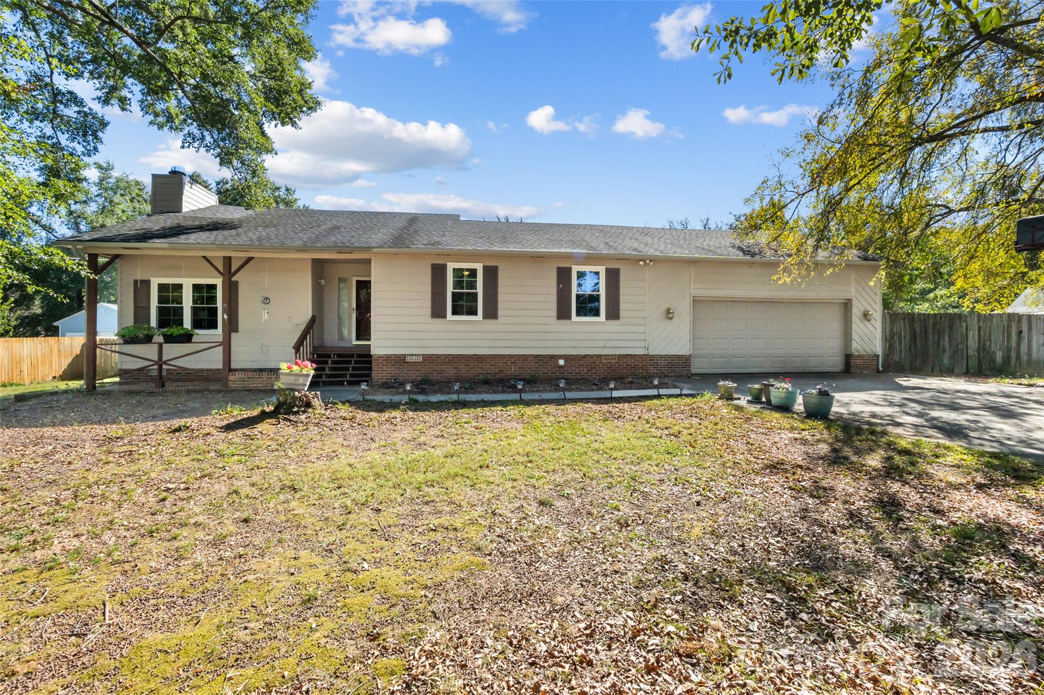 1655 Brook Drive Property Photo 1