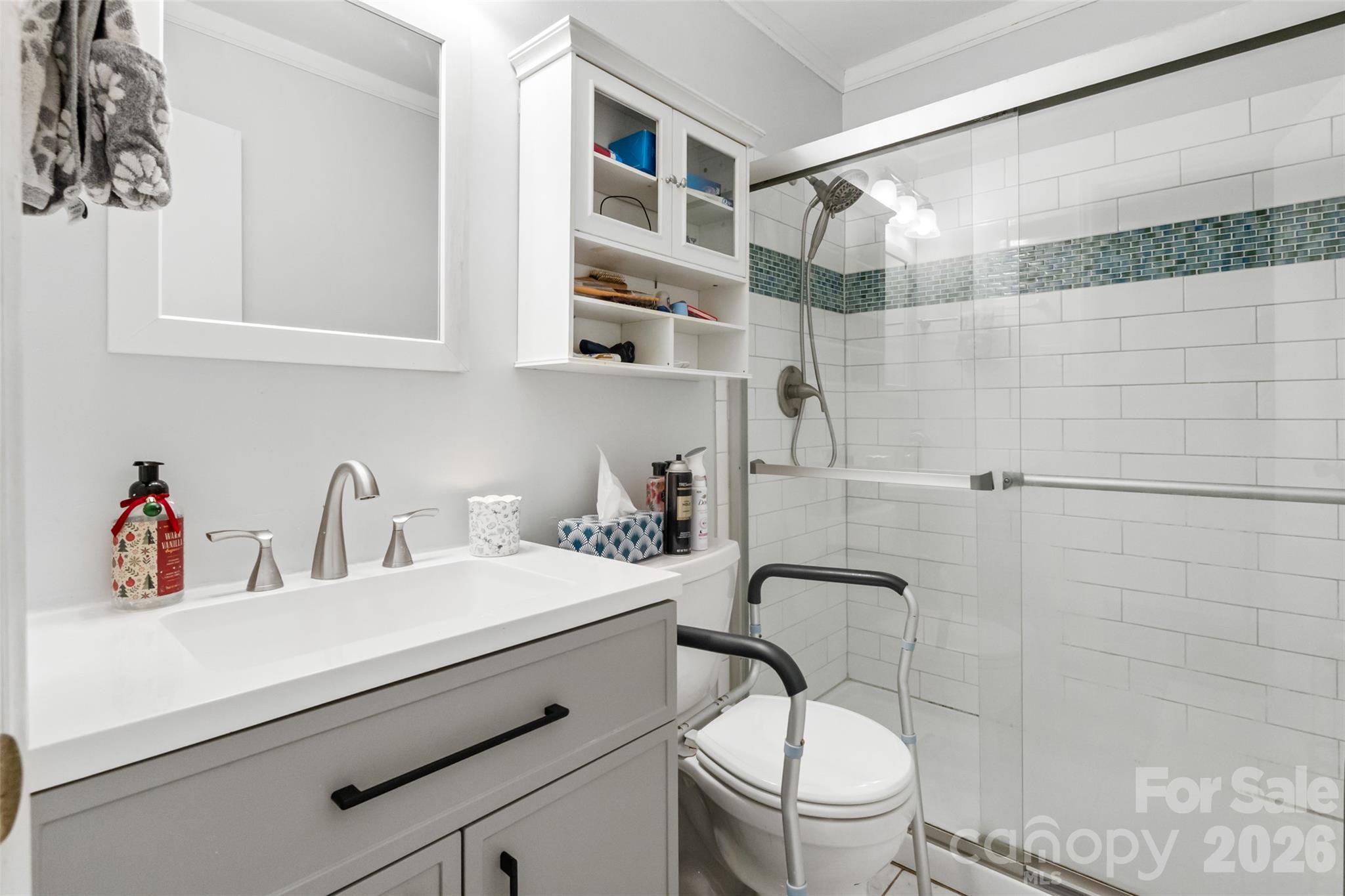 1655 Brook Drive Property Photo 16