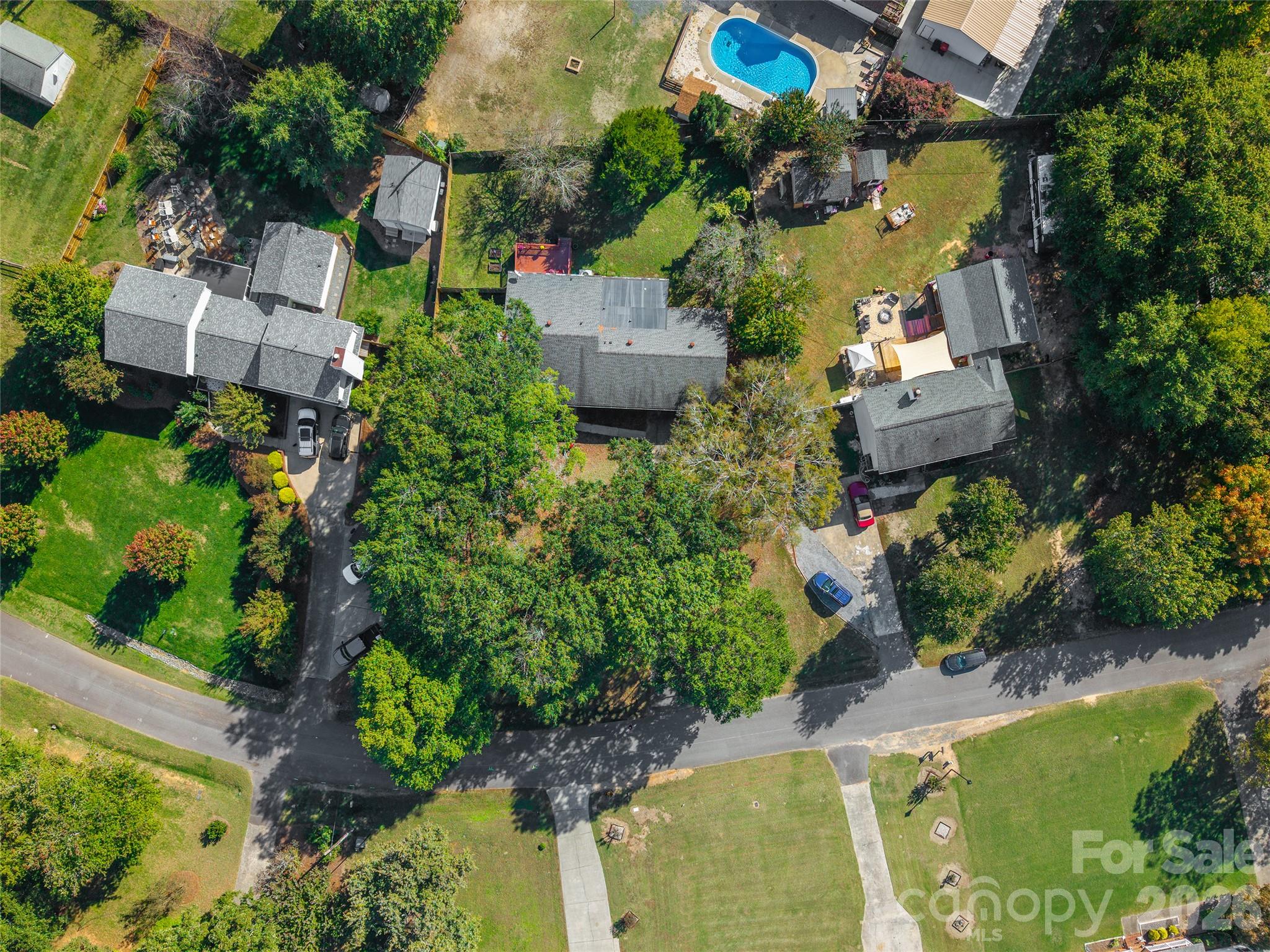 1655 Brook Drive Property Photo 27