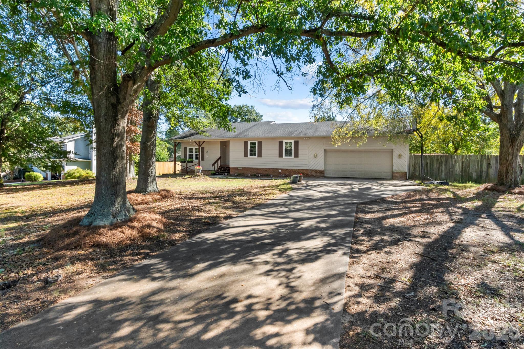 1655 Brook Drive Property Photo 30