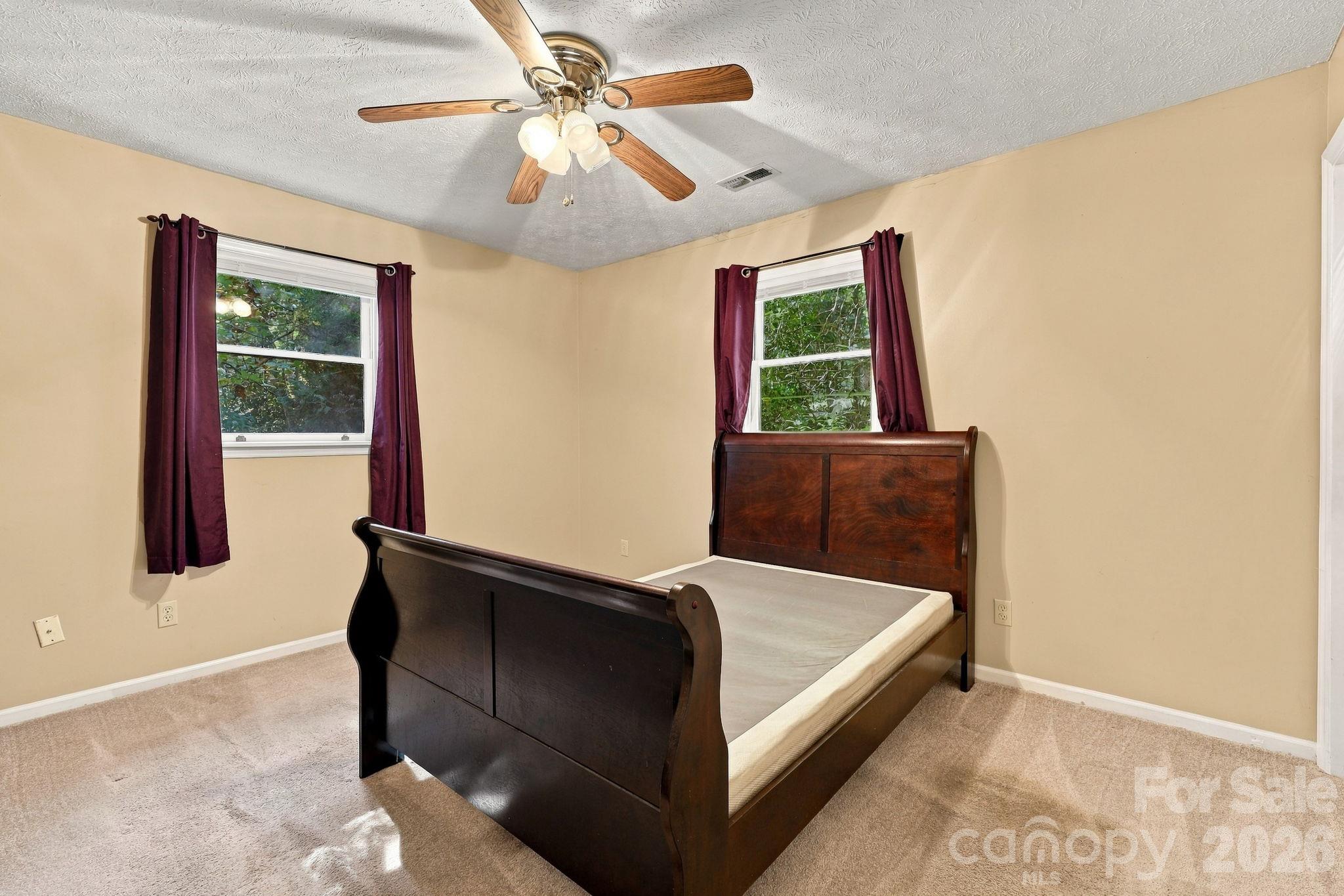 252 Foxhunt Lane Property Photo 16