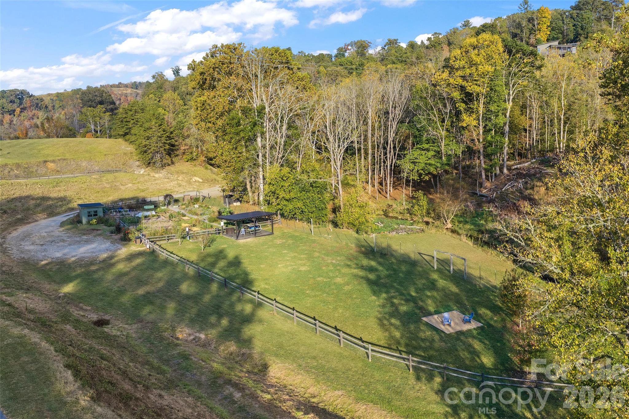 404 Blue Mind Way 76 Property Photo 16