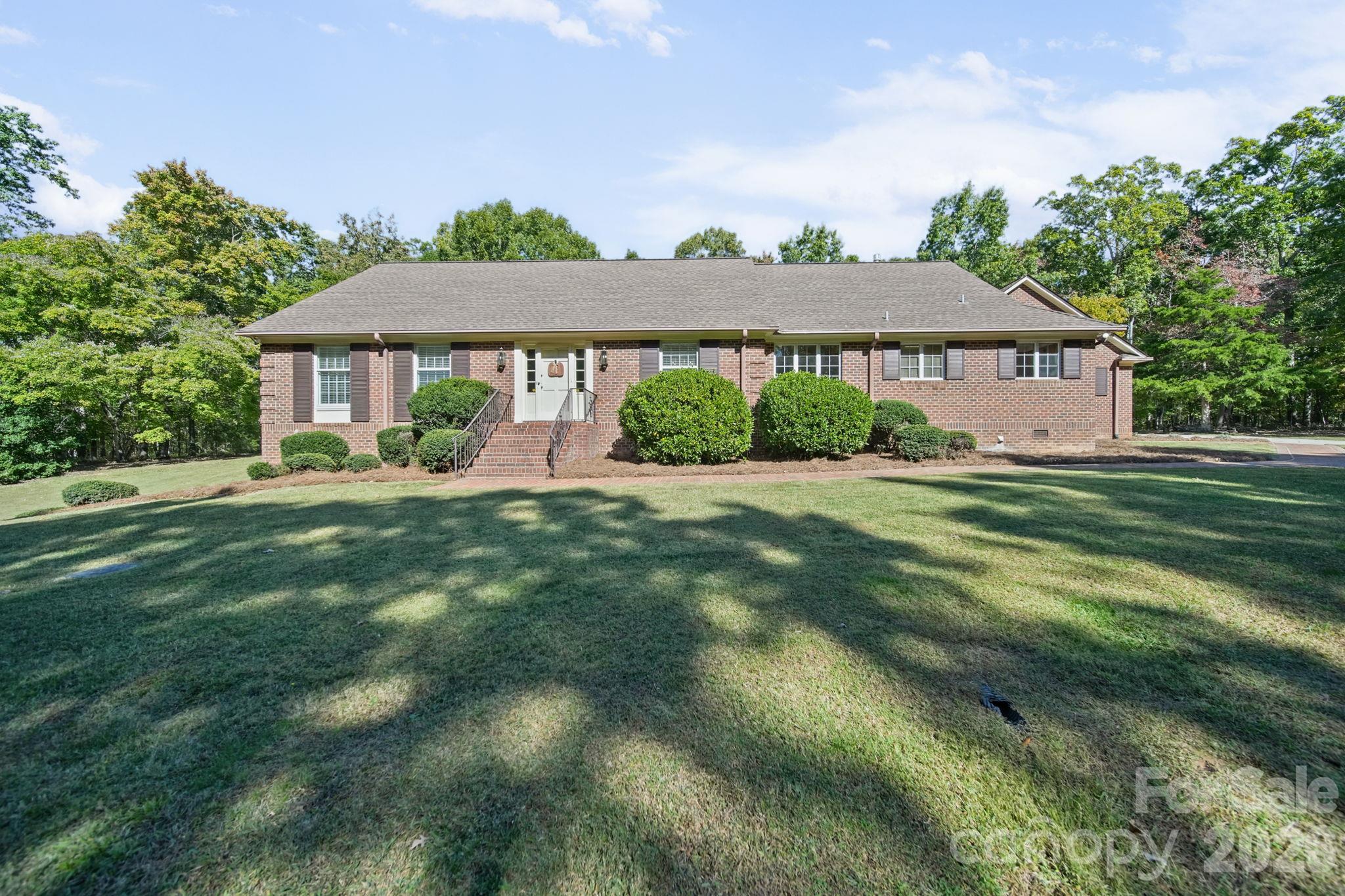 1500 Lee Lynn Road Property Photo 1