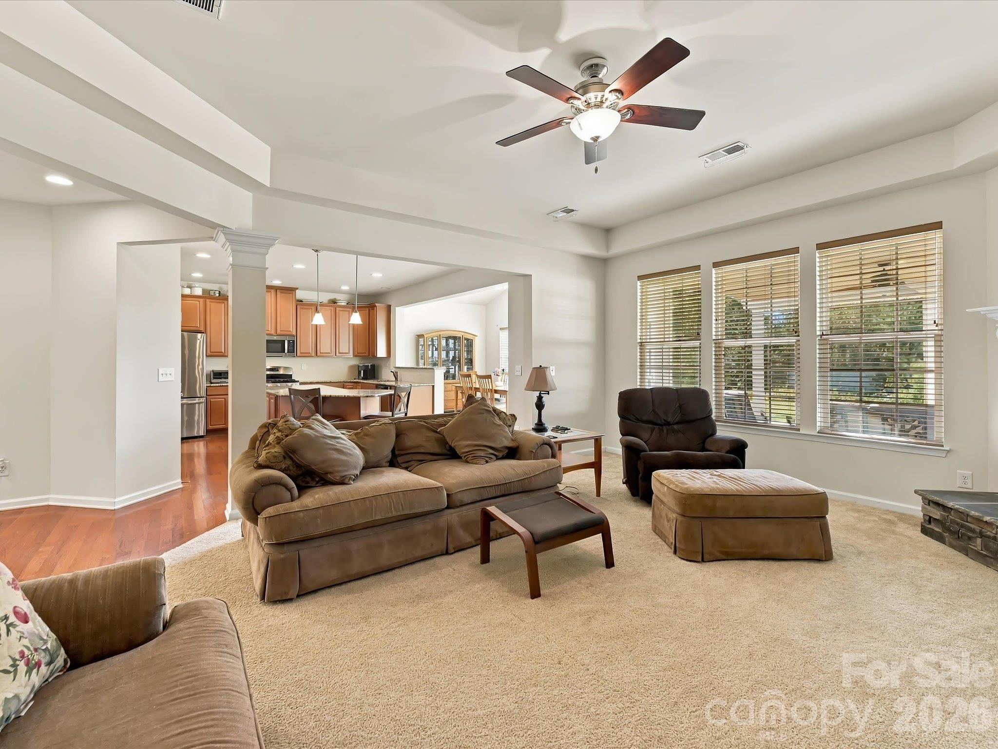 11606 Warfield Avenue Property Photo 19