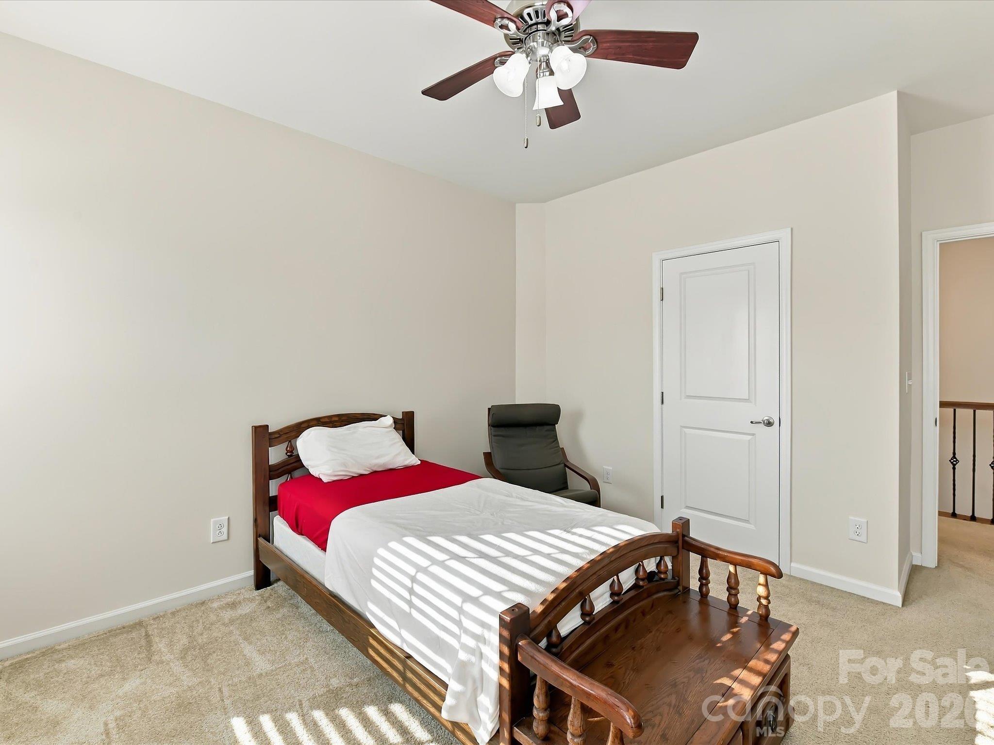 11606 Warfield Avenue Property Photo 31