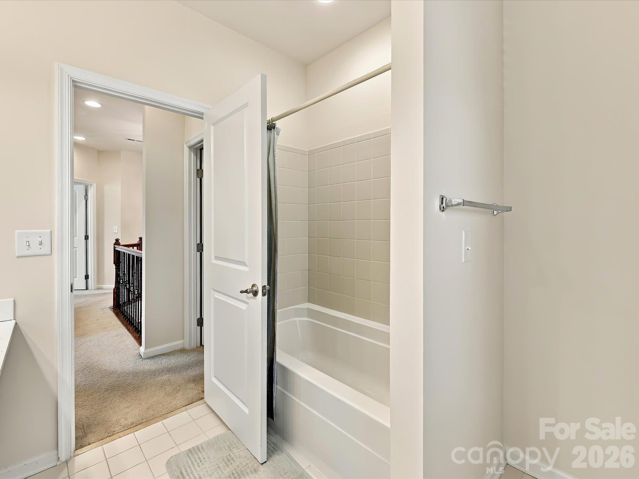 11606 Warfield Avenue Property Photo 33