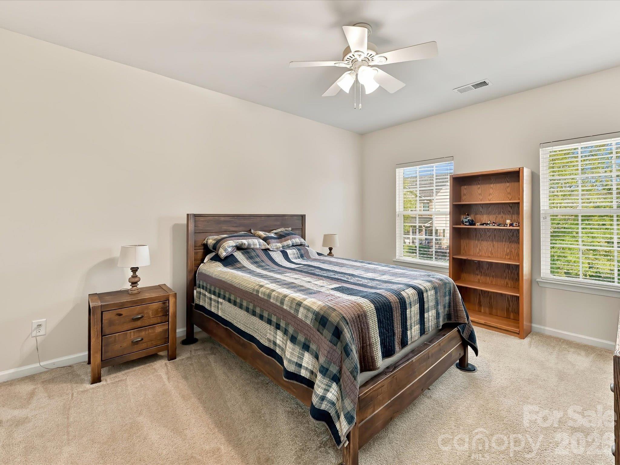 11606 Warfield Avenue Property Photo 36