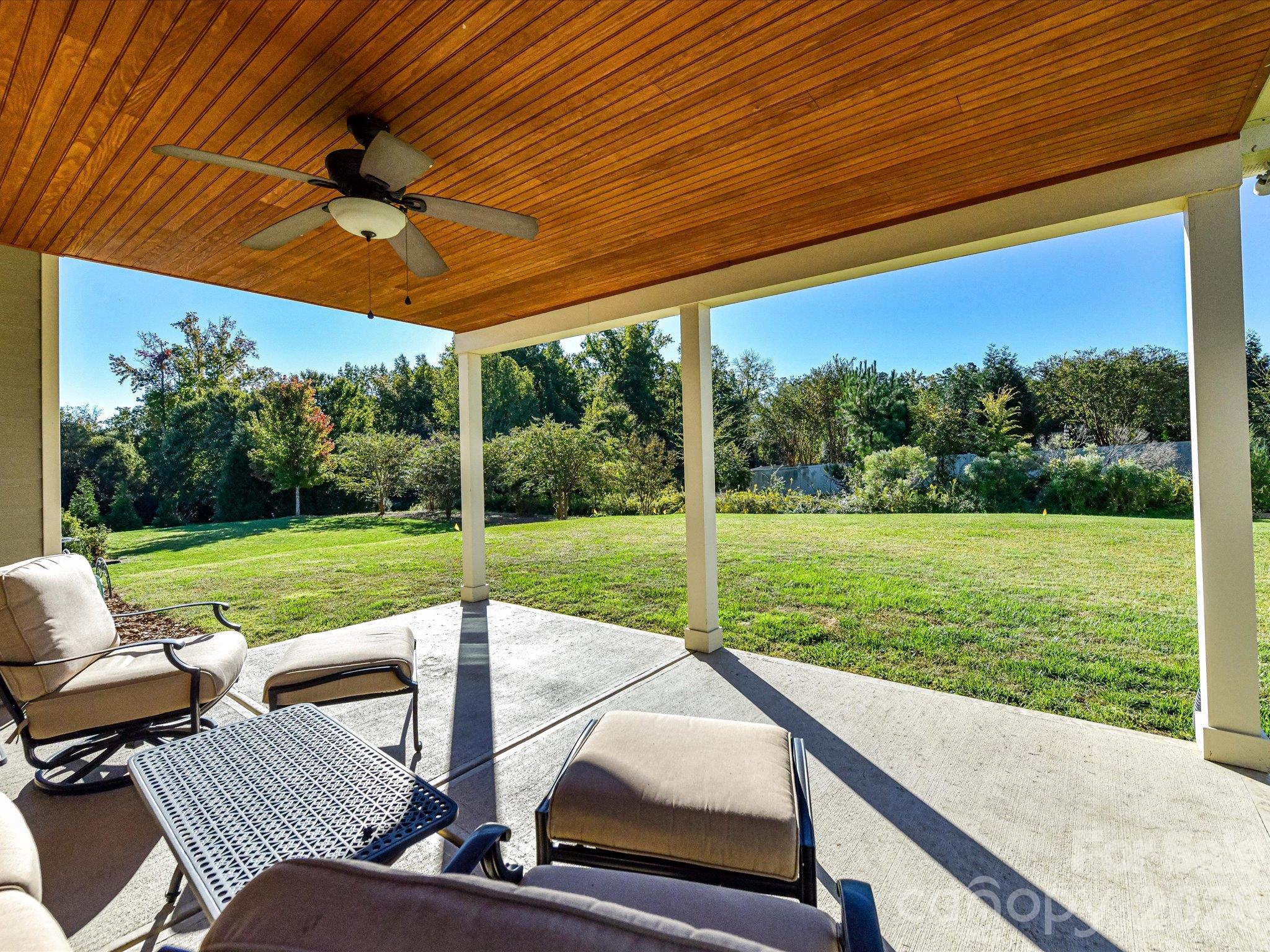 11606 Warfield Avenue Property Photo 43