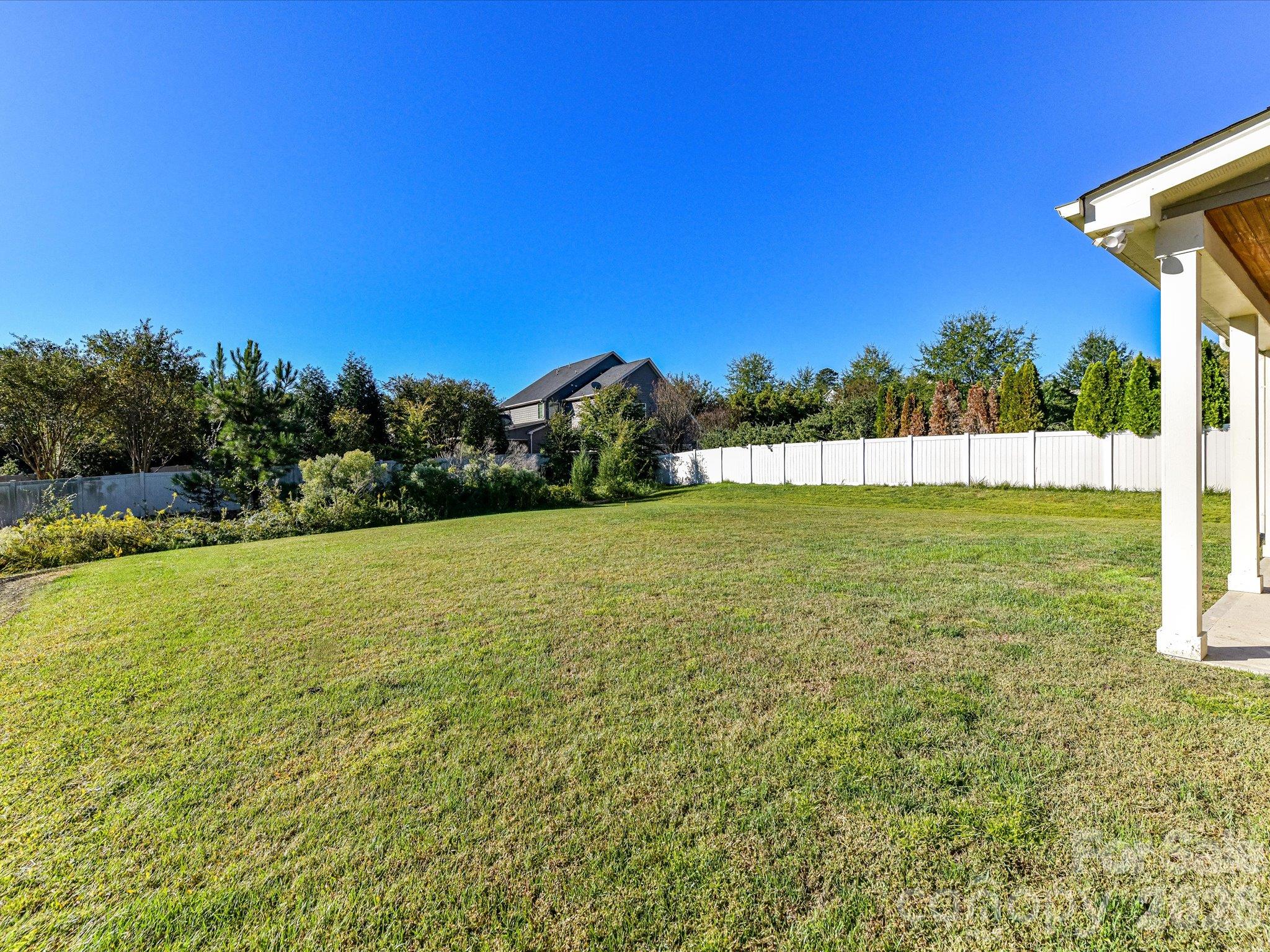 11606 Warfield Avenue Property Photo 47