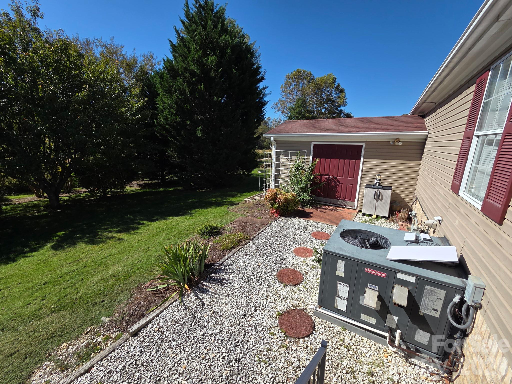 205 Misty Lane Property Photo 14