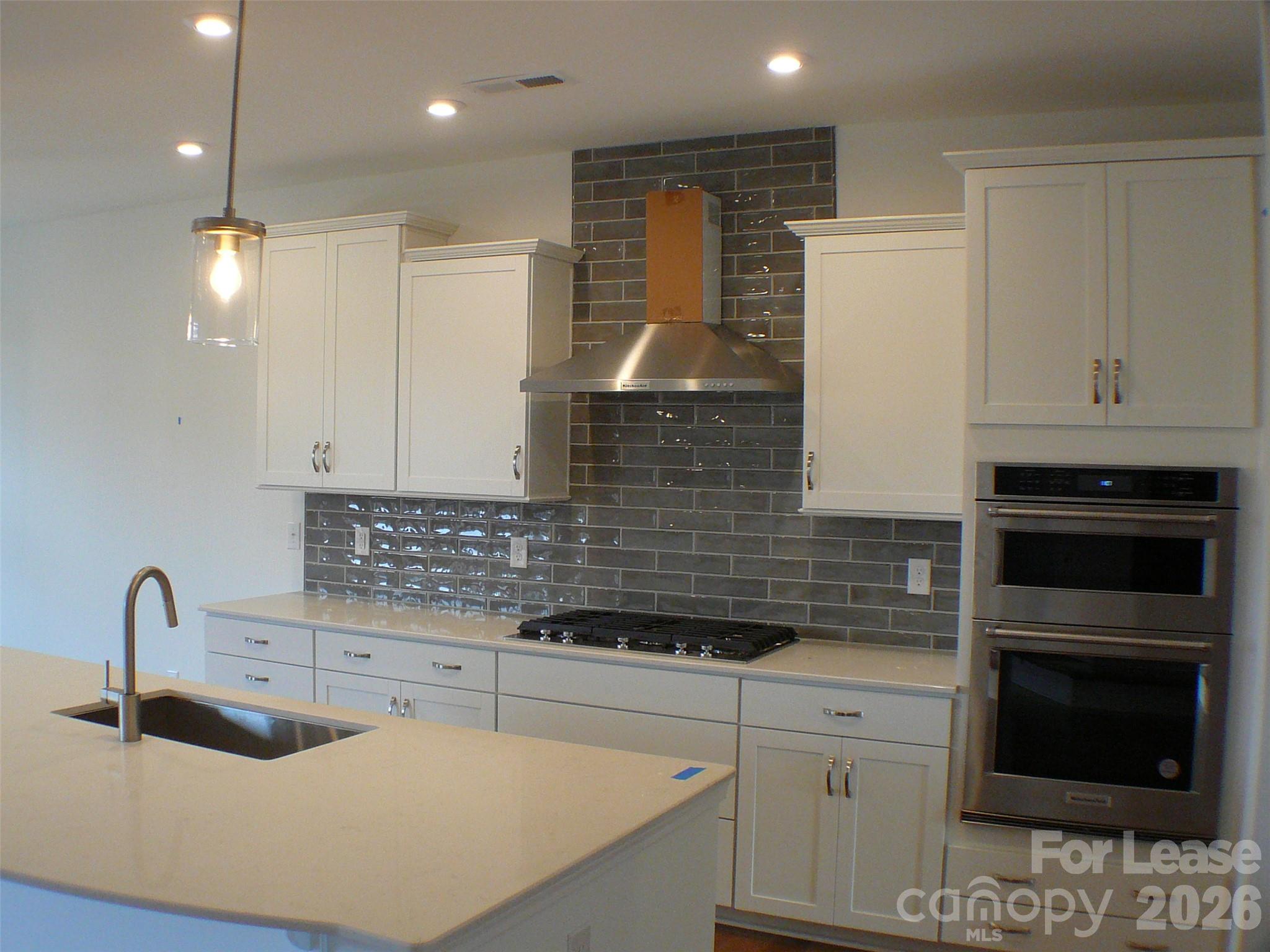 14012 Glaswick Drive Property Photo 3