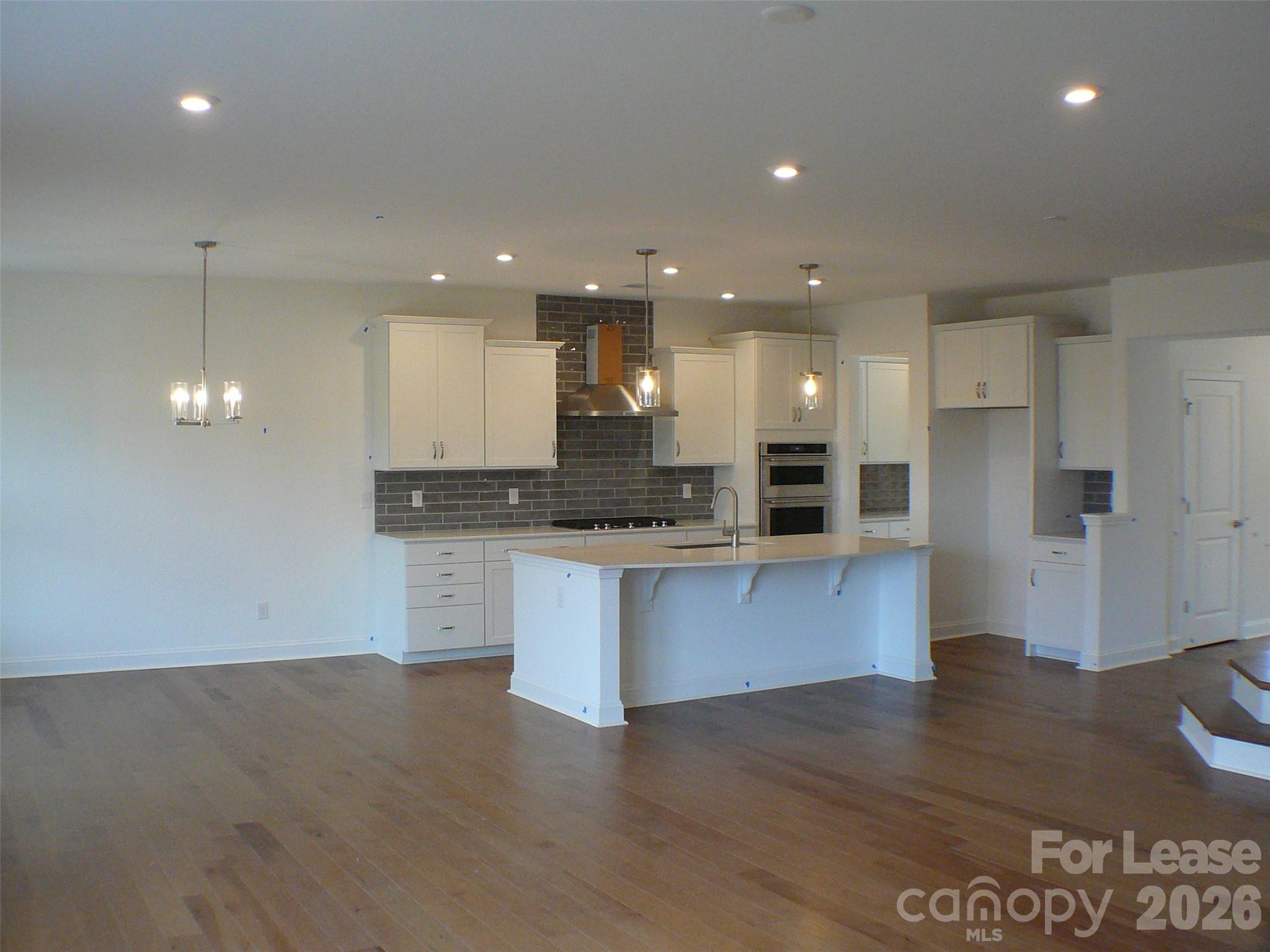 14012 Glaswick Drive Property Photo 4