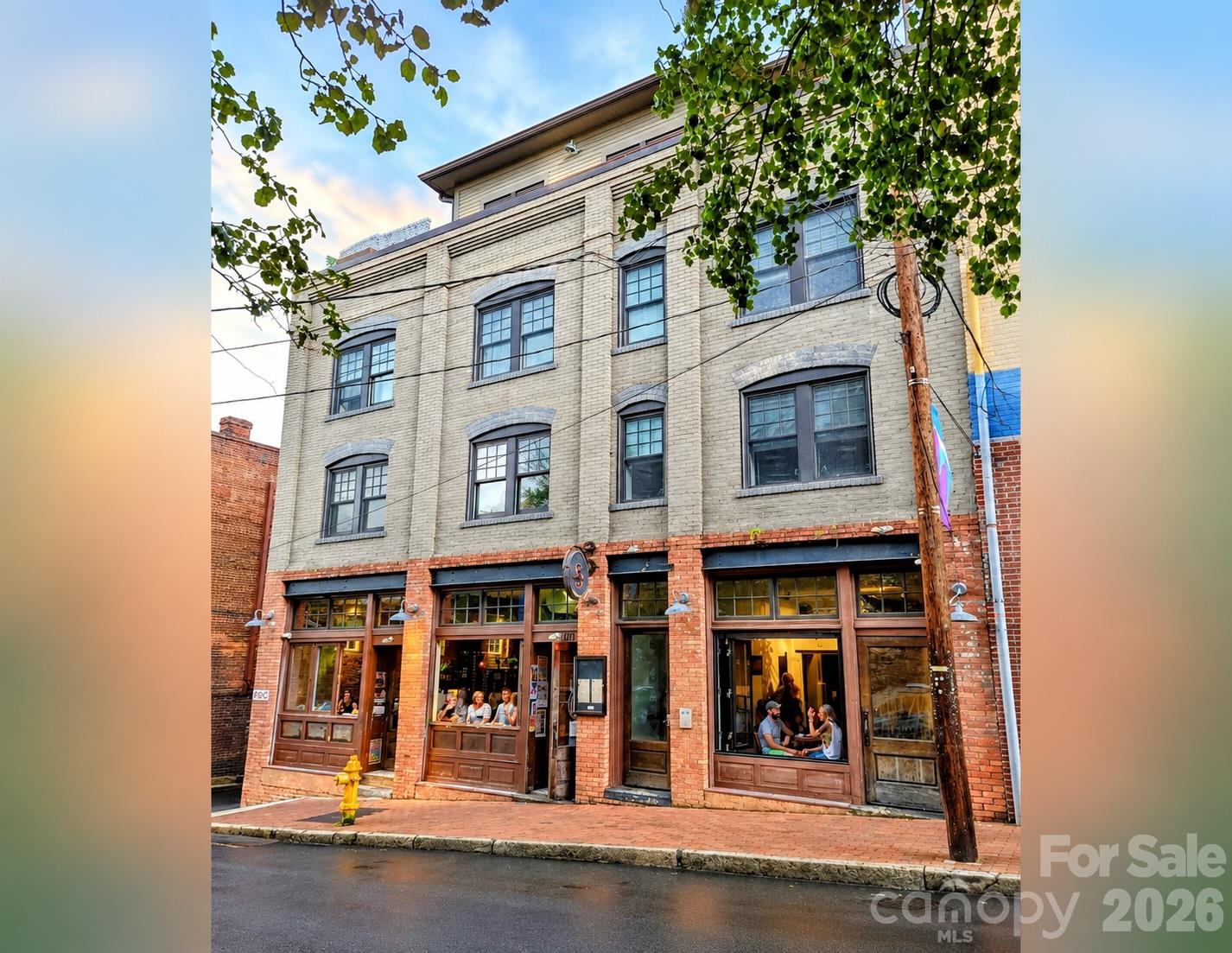 5 Walnut Street Property Photo 1