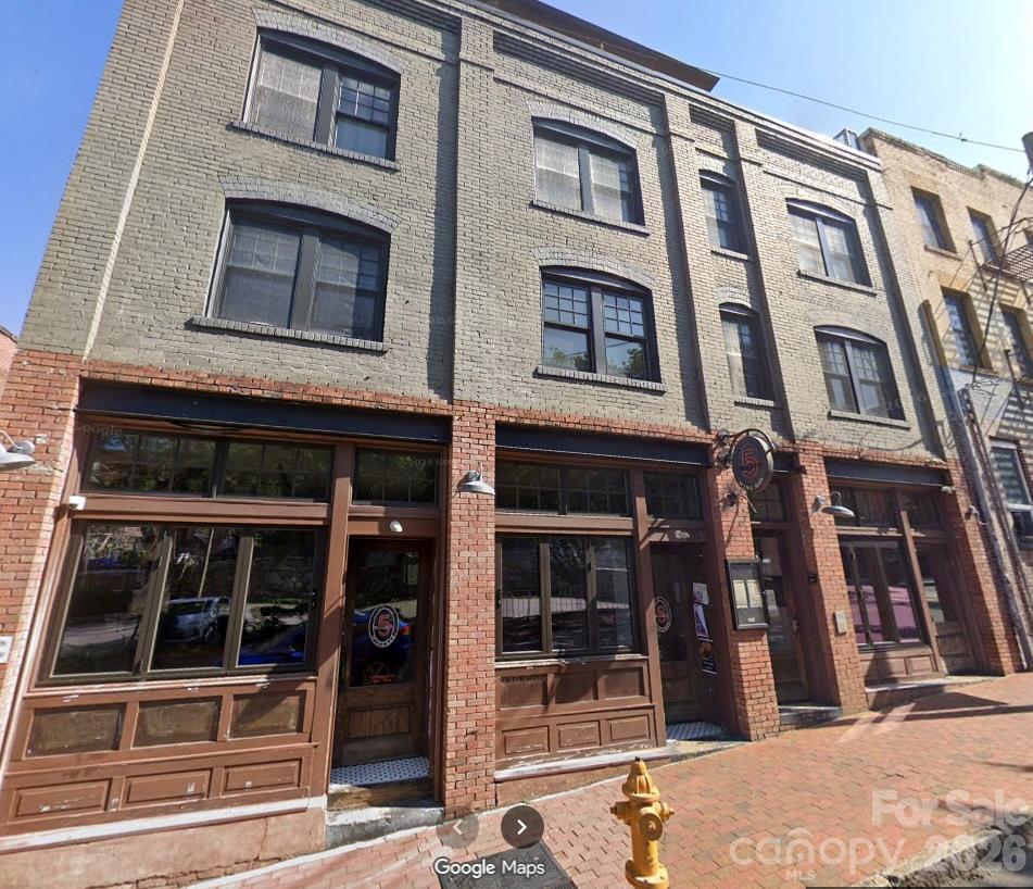 5 Walnut Street Property Photo 6