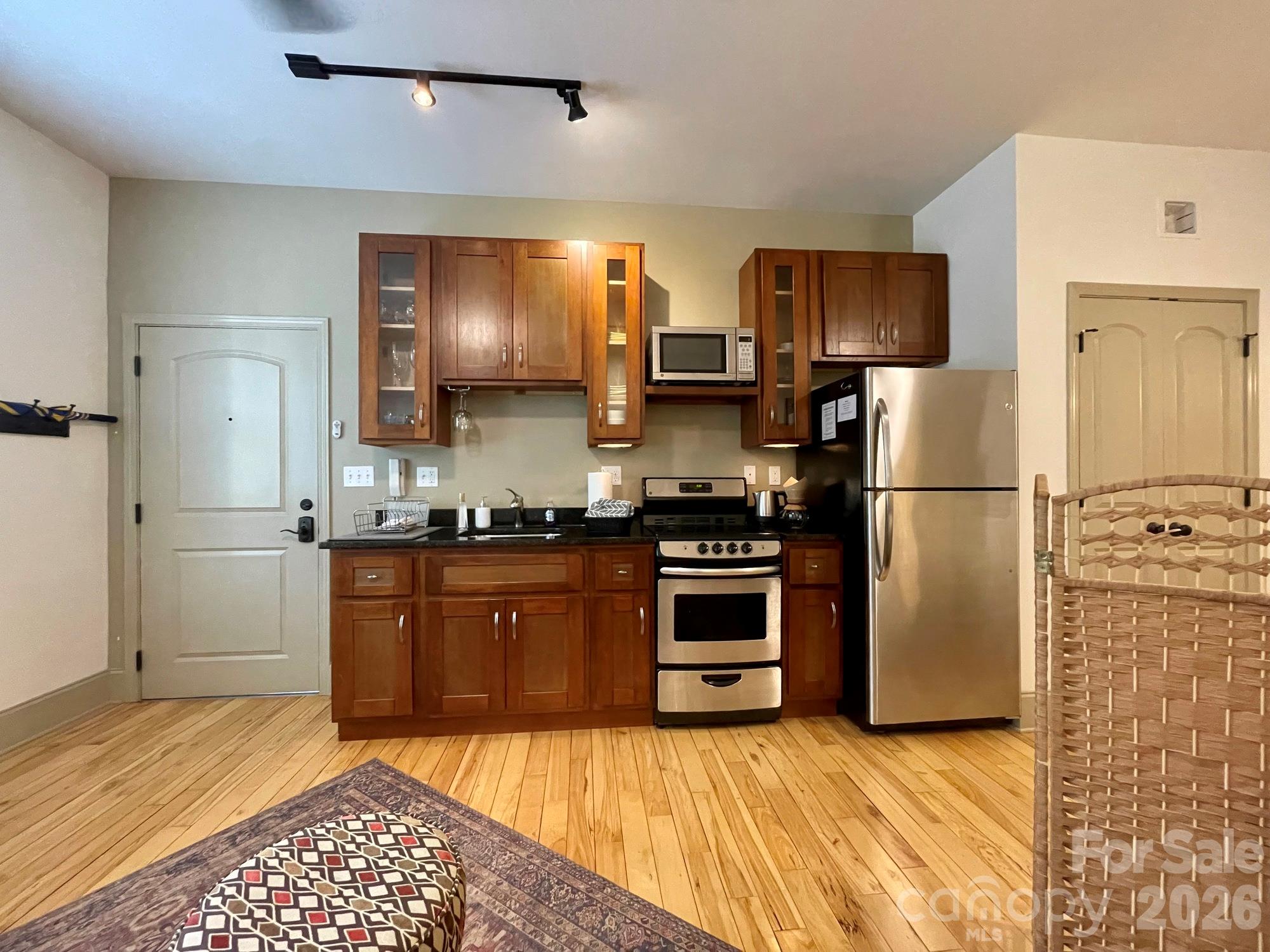 5 Walnut Street Property Photo 20