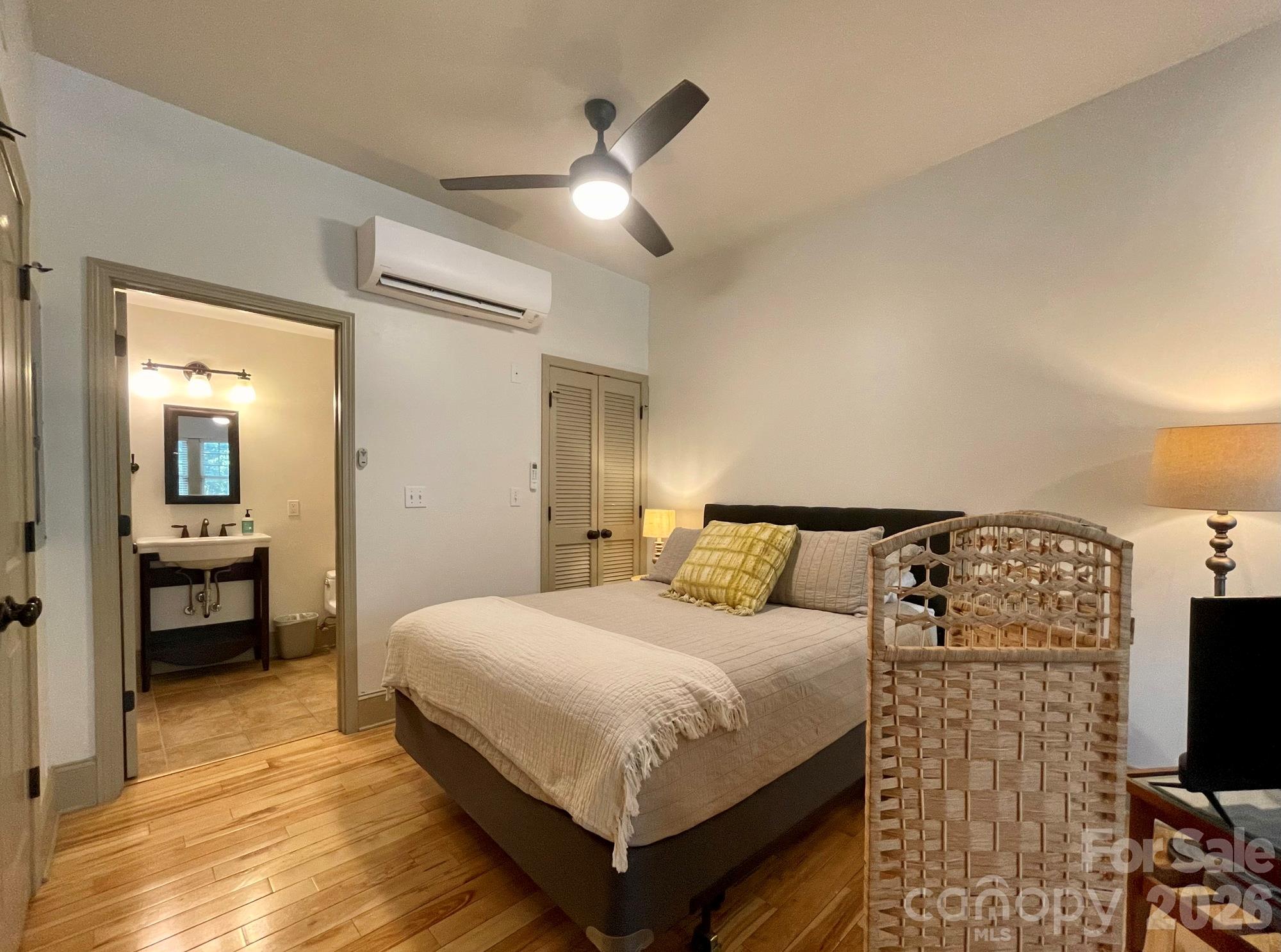 5 Walnut Street Property Photo 21