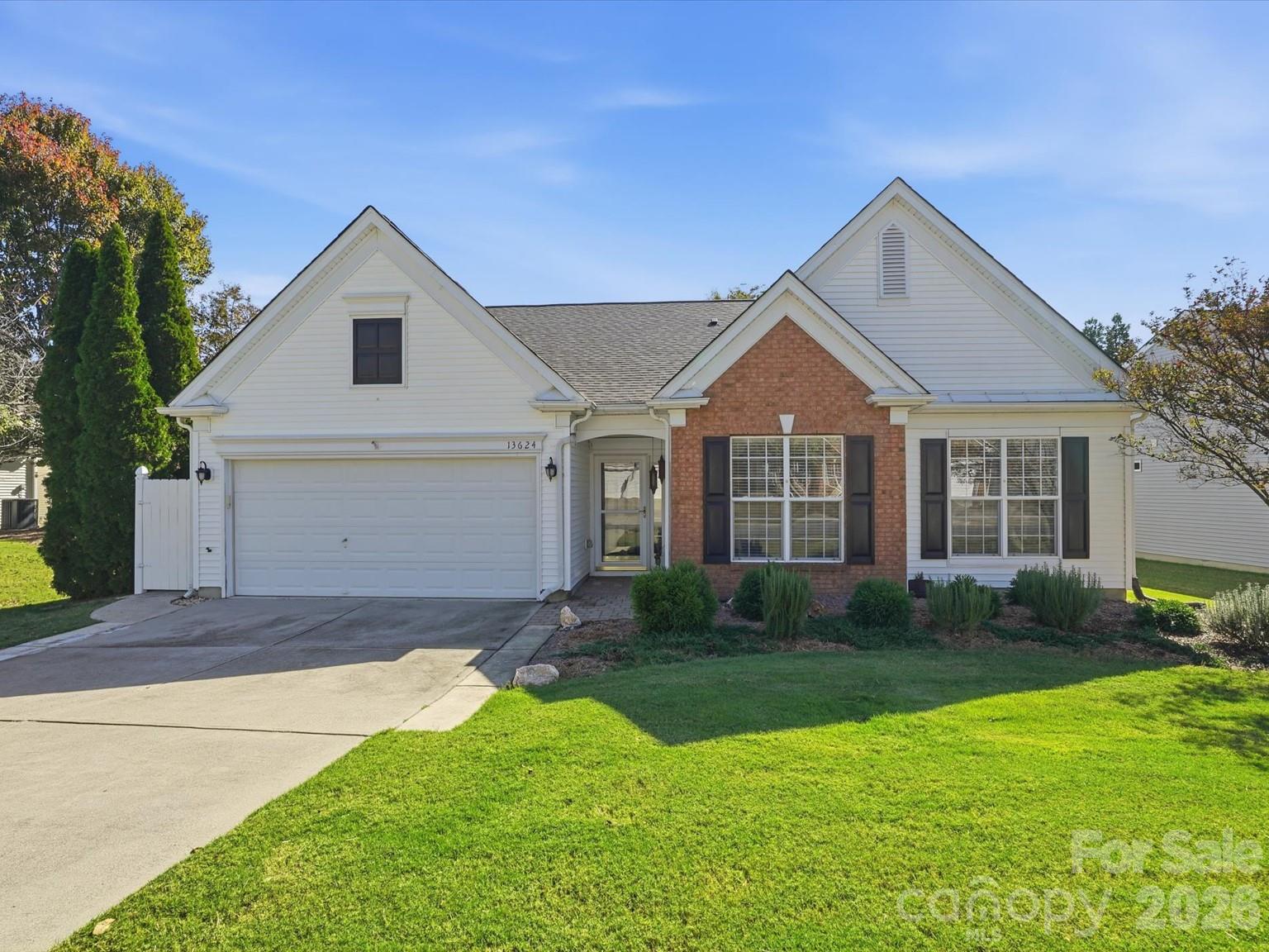 13624 Osprey Knoll Drive Property Photo 1