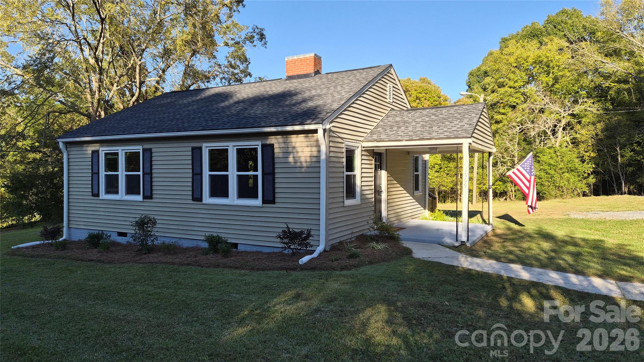 1569 Converse Street Property Photo 1