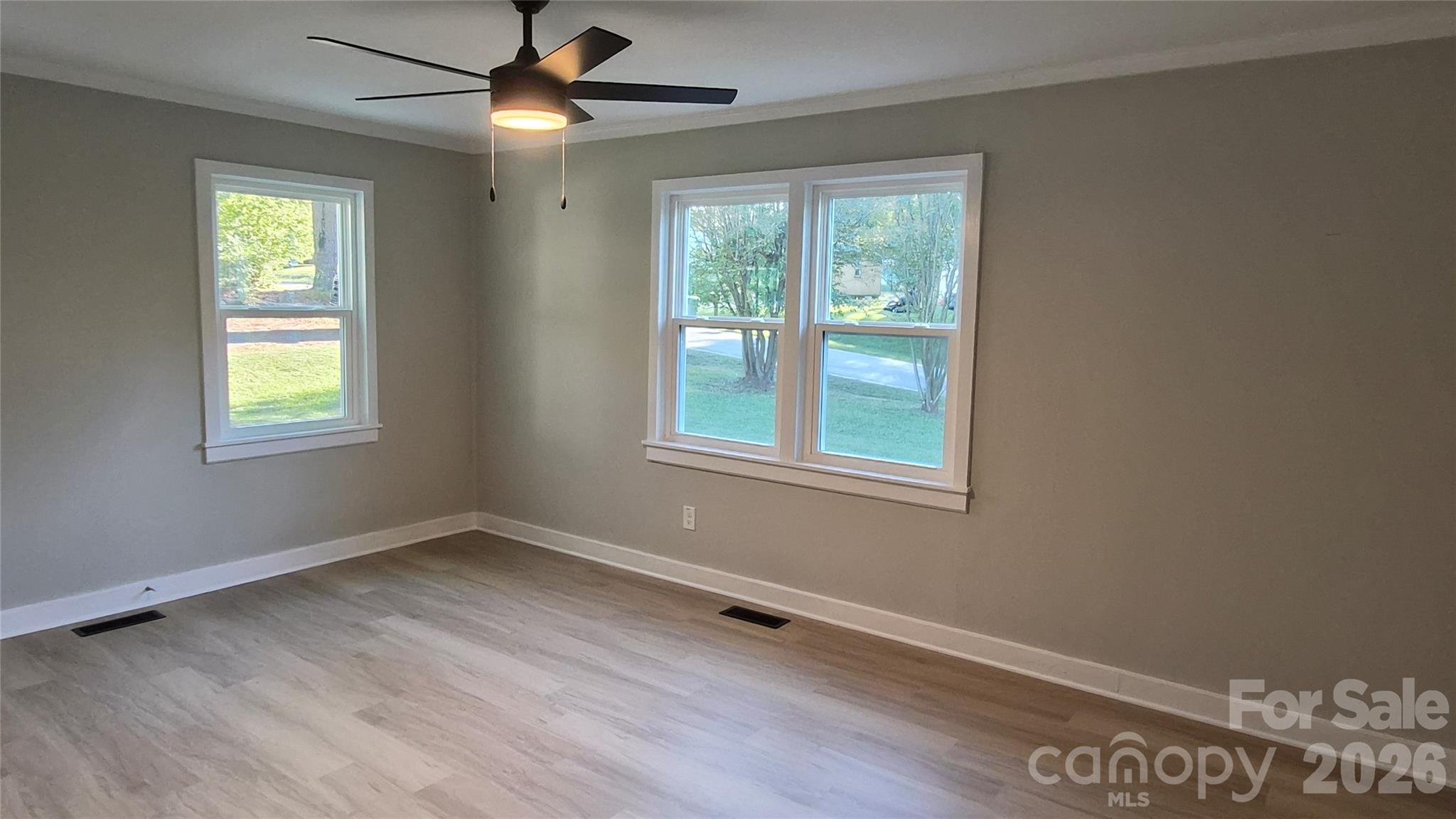 1569 Converse Street Property Photo 4