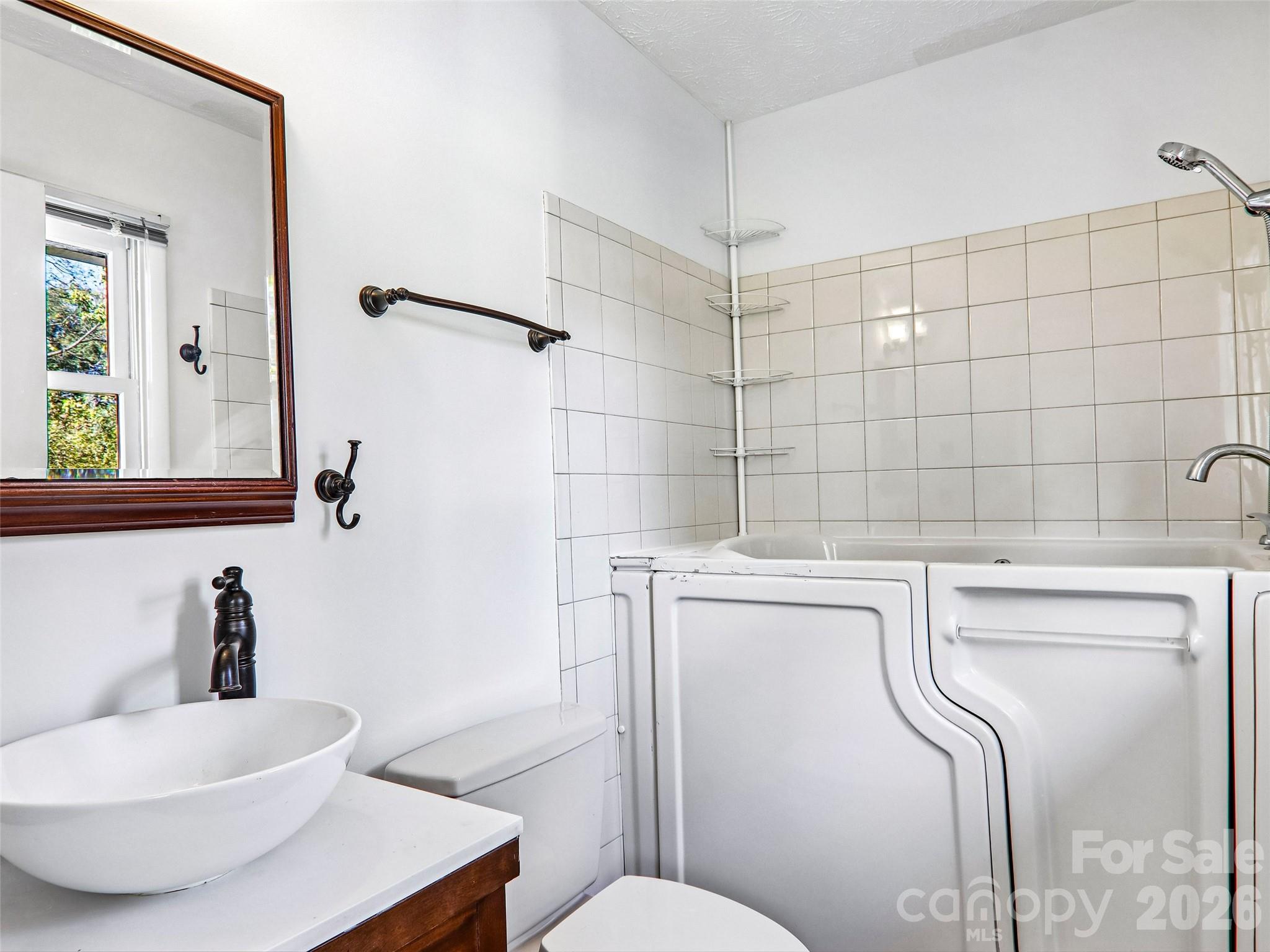 331 Woody Lane Property Photo 18