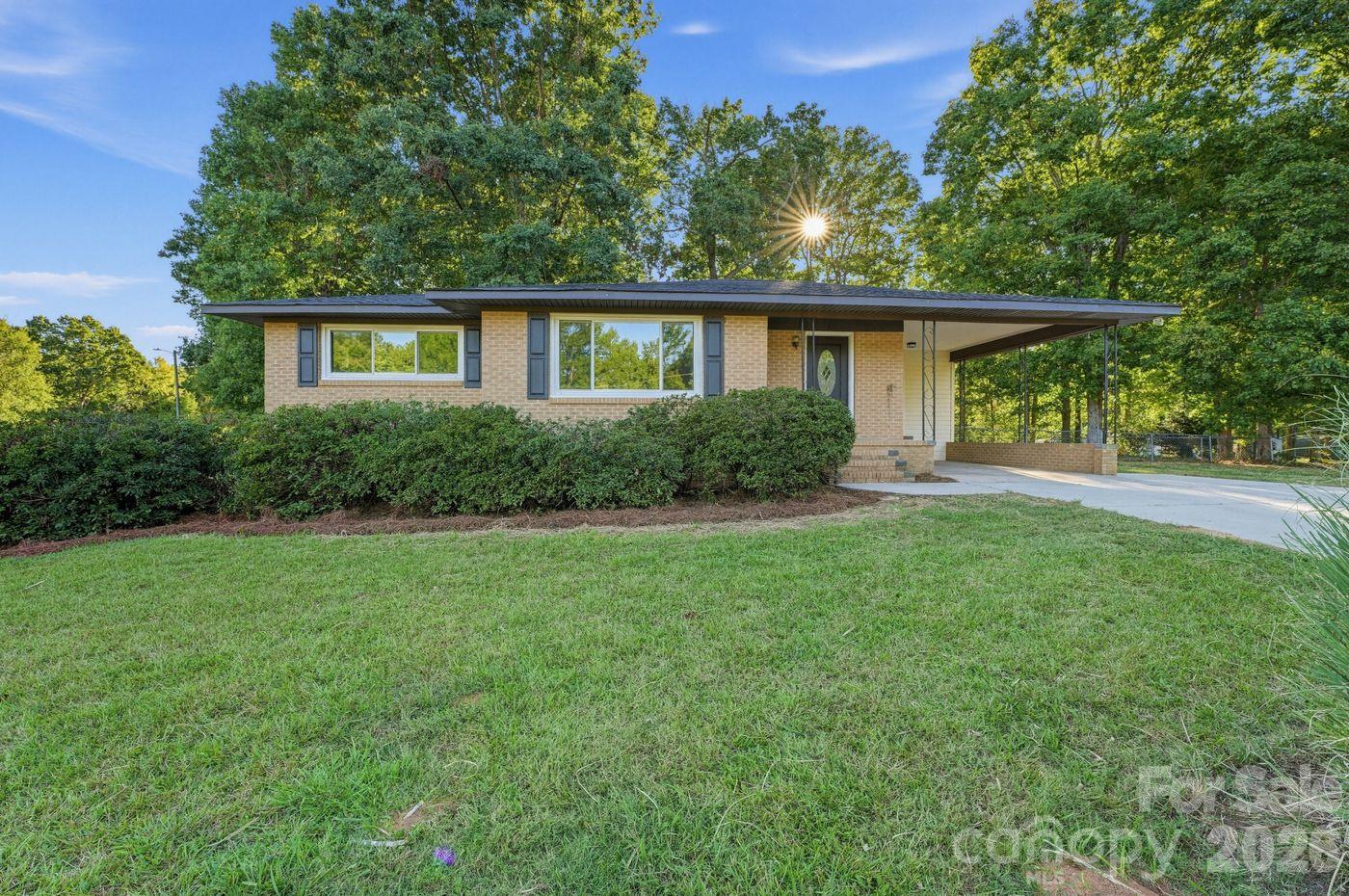 1227 Eden Drive Property Photo 1