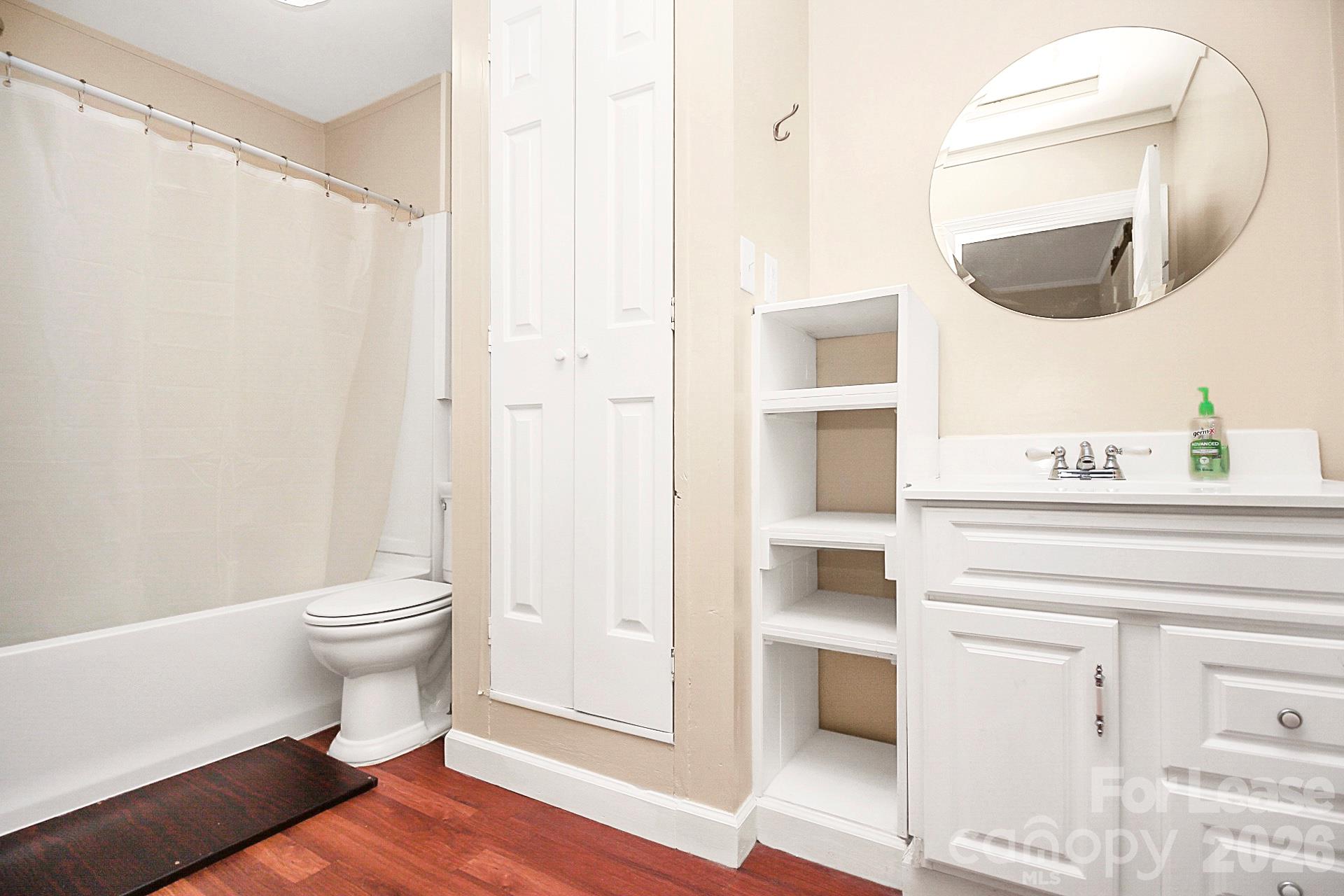 105 Oak Street Property Photo 19