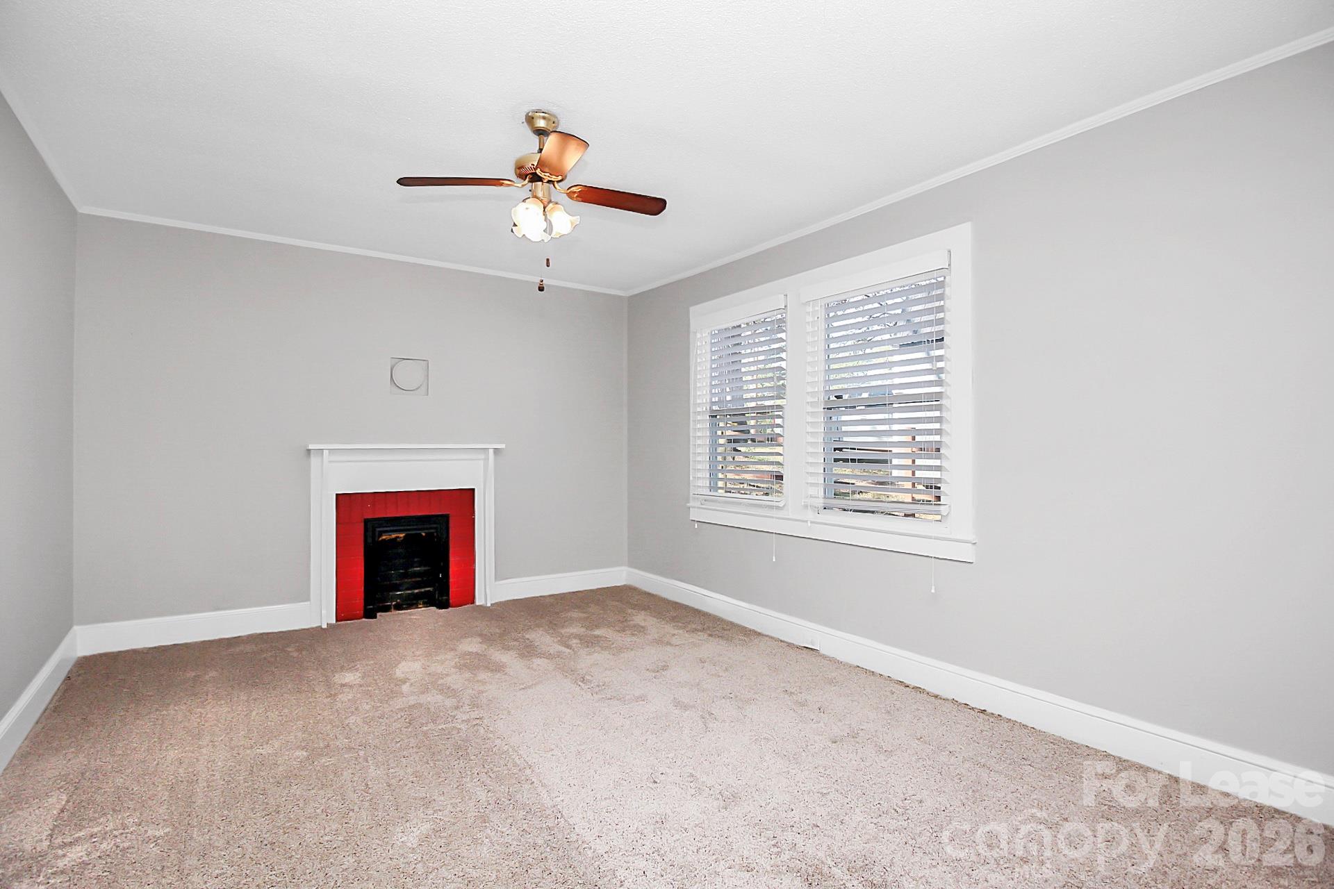 105 Oak Street Property Photo 23