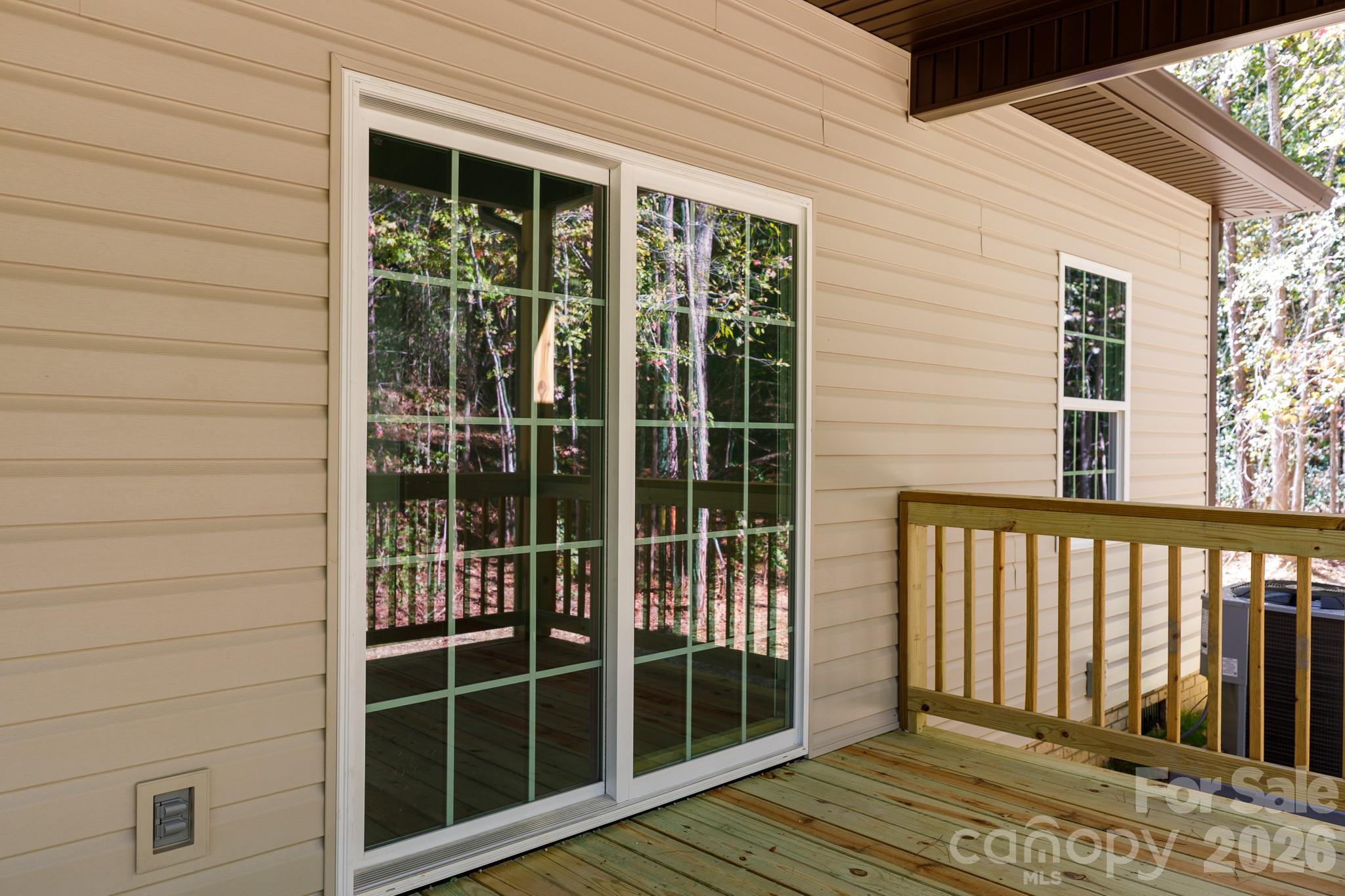 2030 Hunters Creek Lane Property Photo 8