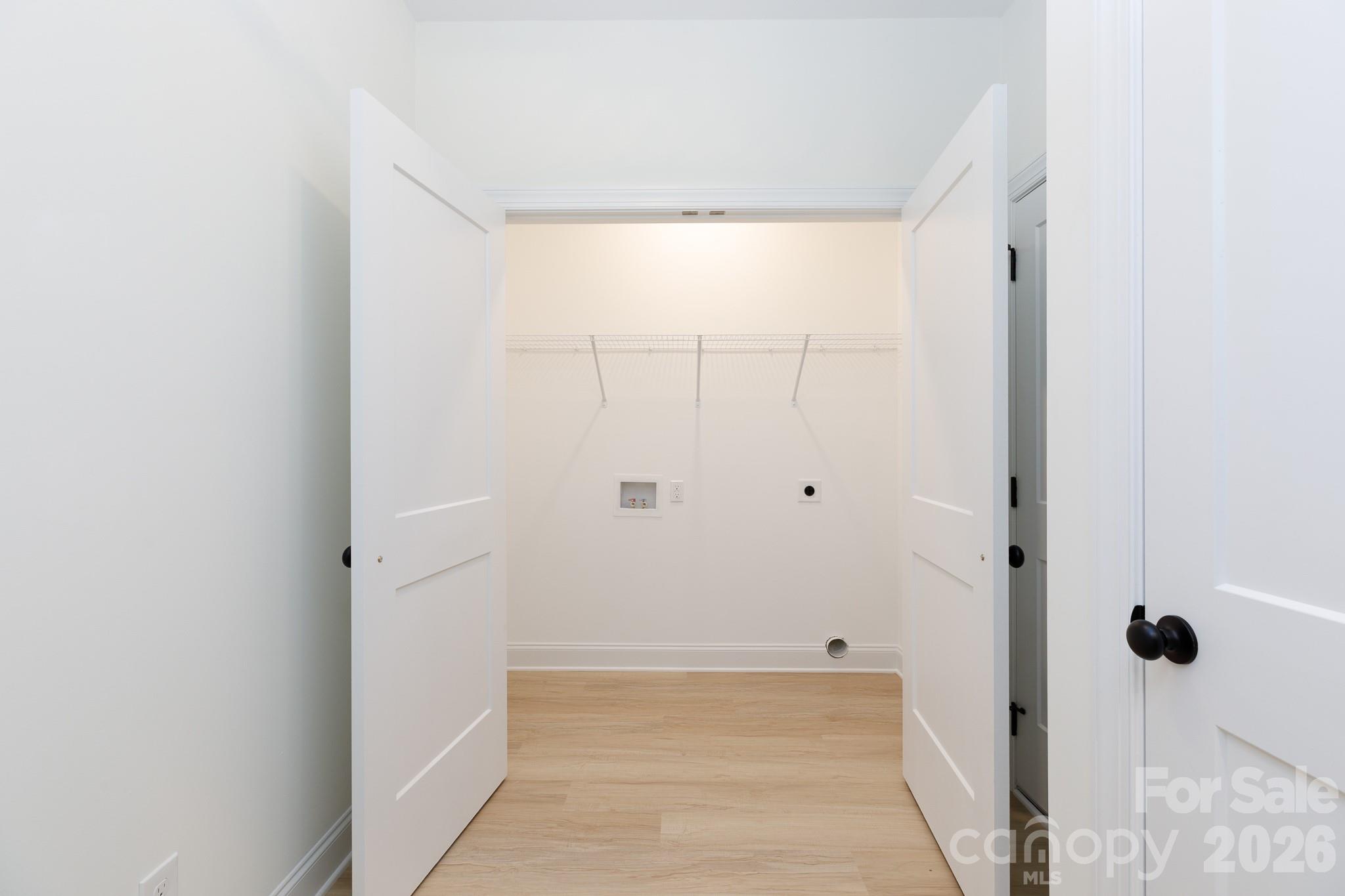 2030 Hunters Creek Lane Property Photo 23