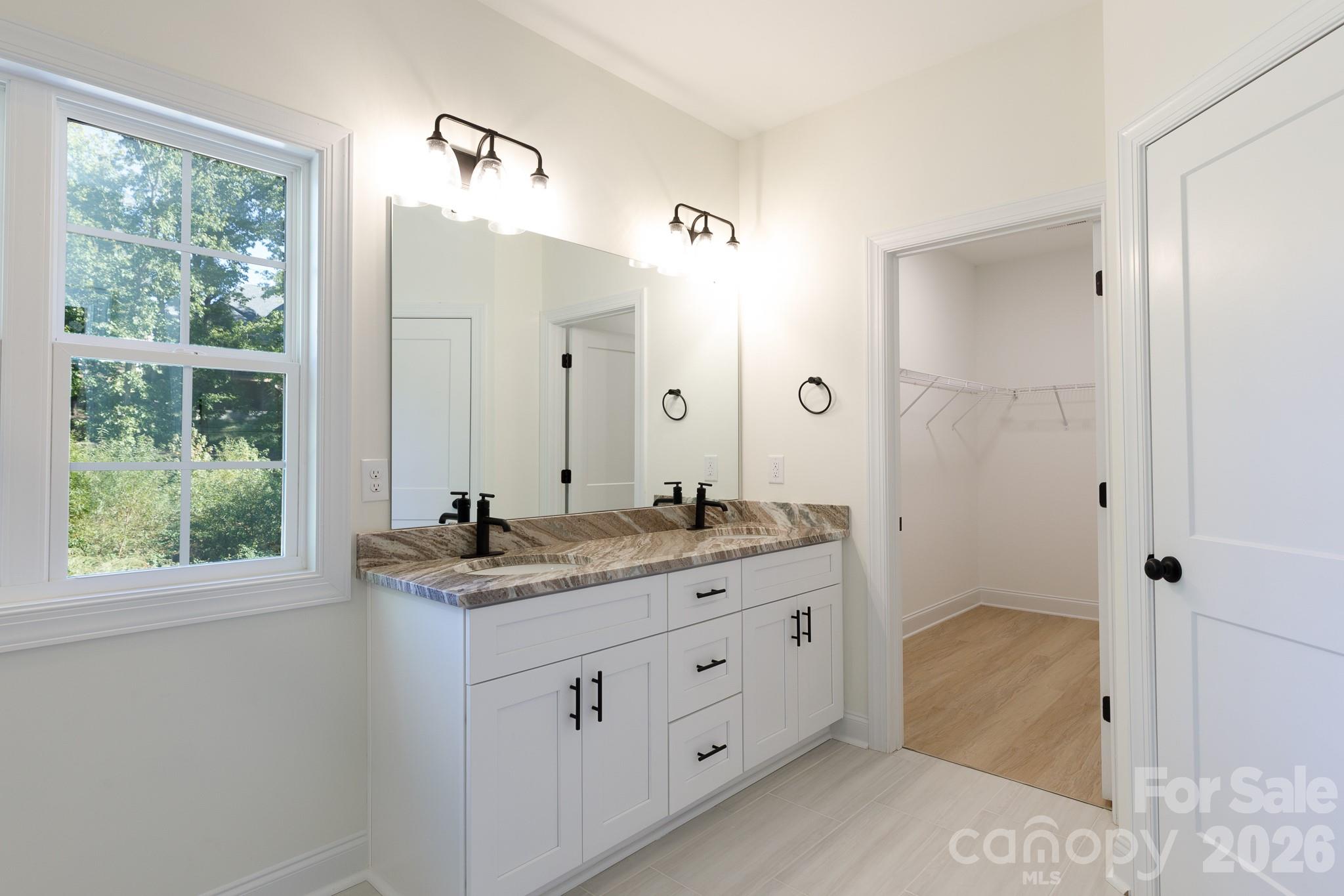 2030 Hunters Creek Lane Property Photo 26