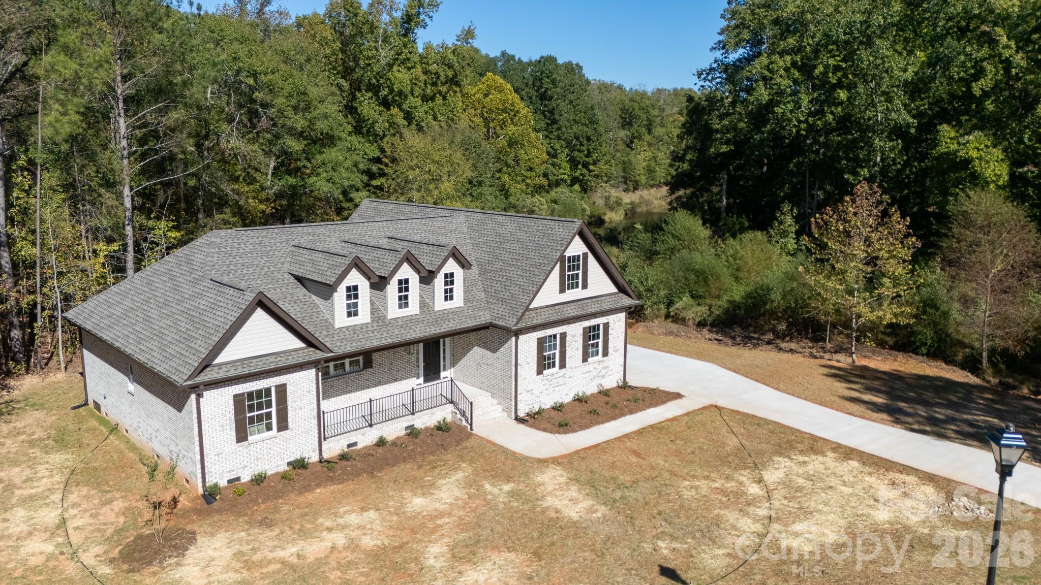 2030 Hunters Creek Lane Property Photo 29