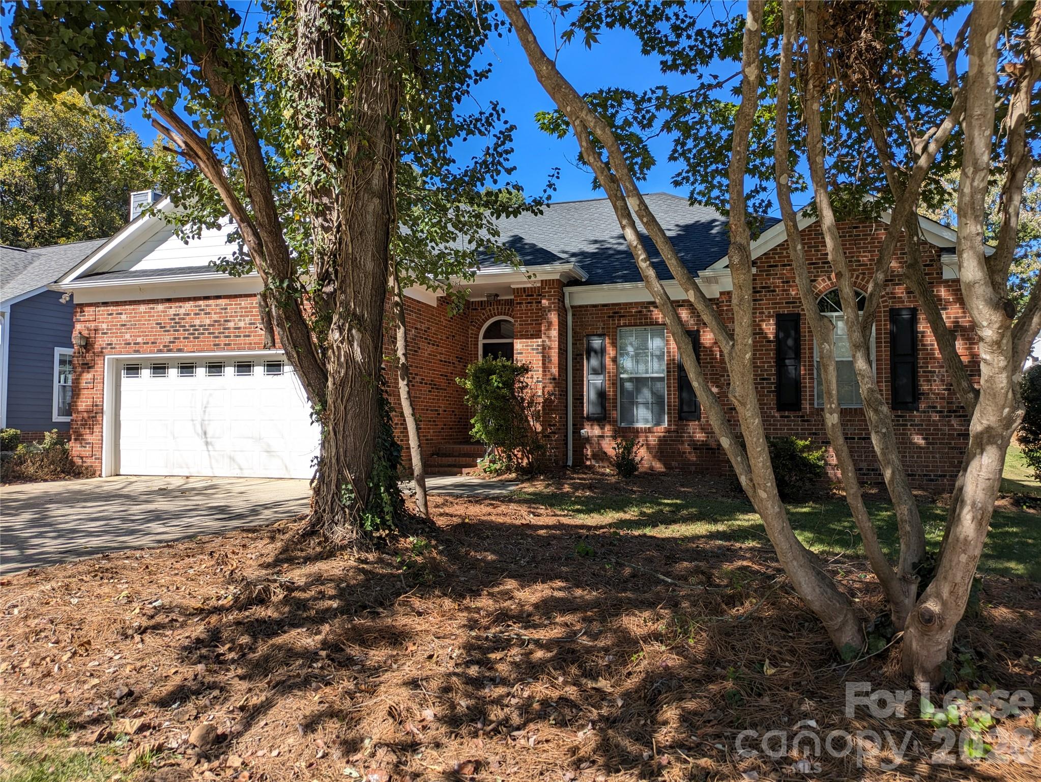 150 Ashford Hollow Lane Property Photo 2