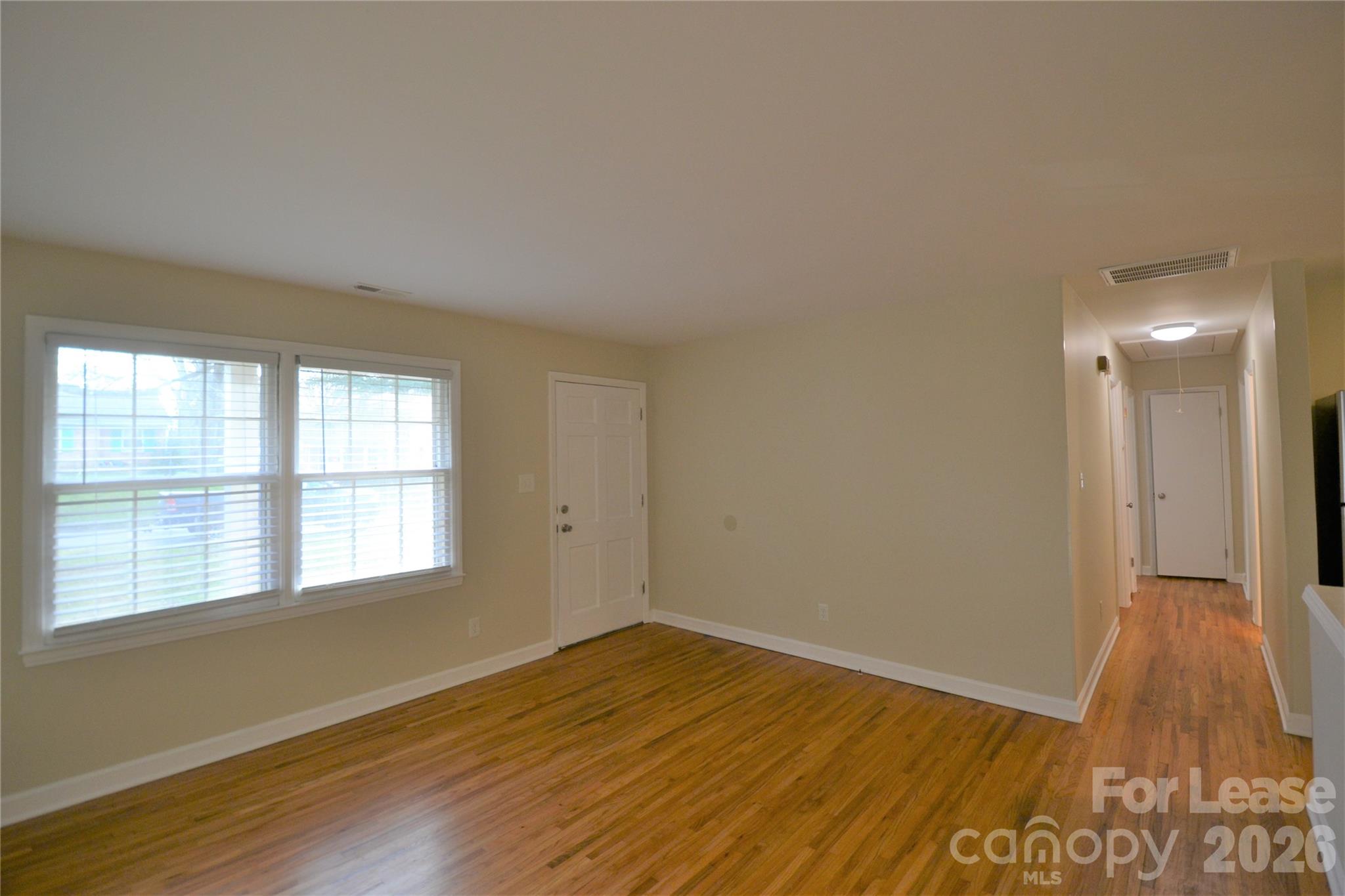 3751 Seaman Drive Property Photo 3