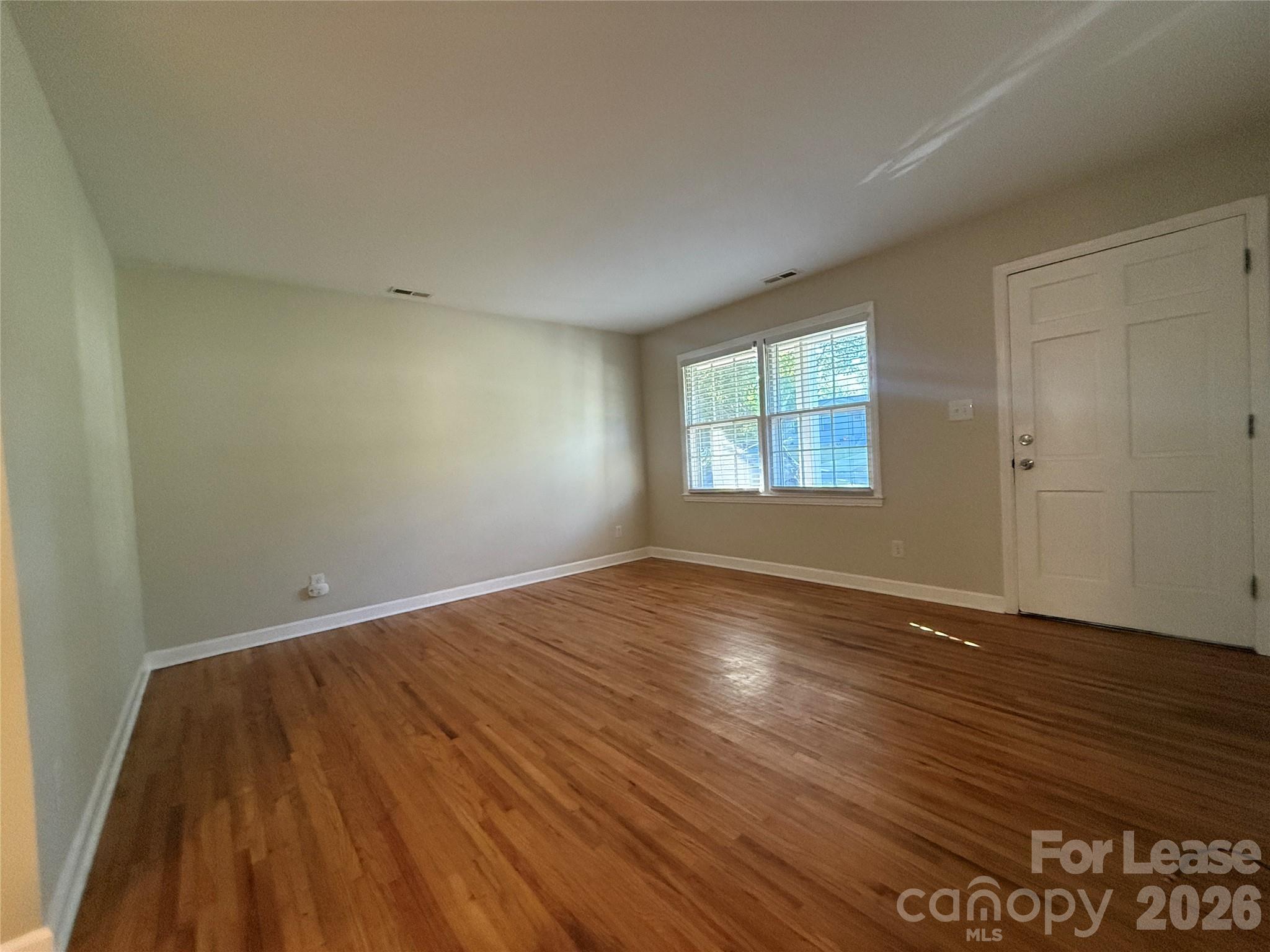 3751 Seaman Drive Property Photo 5