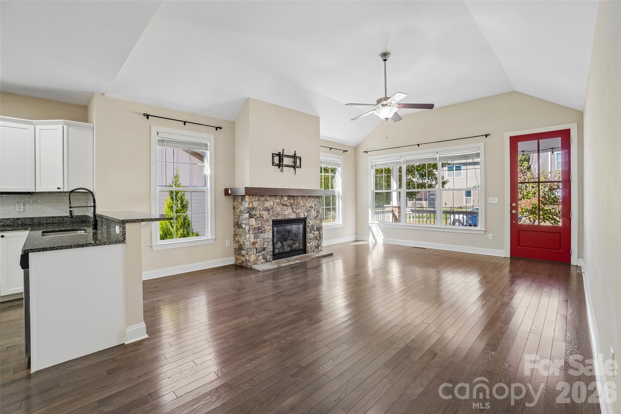 3 Dreambird Drive Property Photo 7
