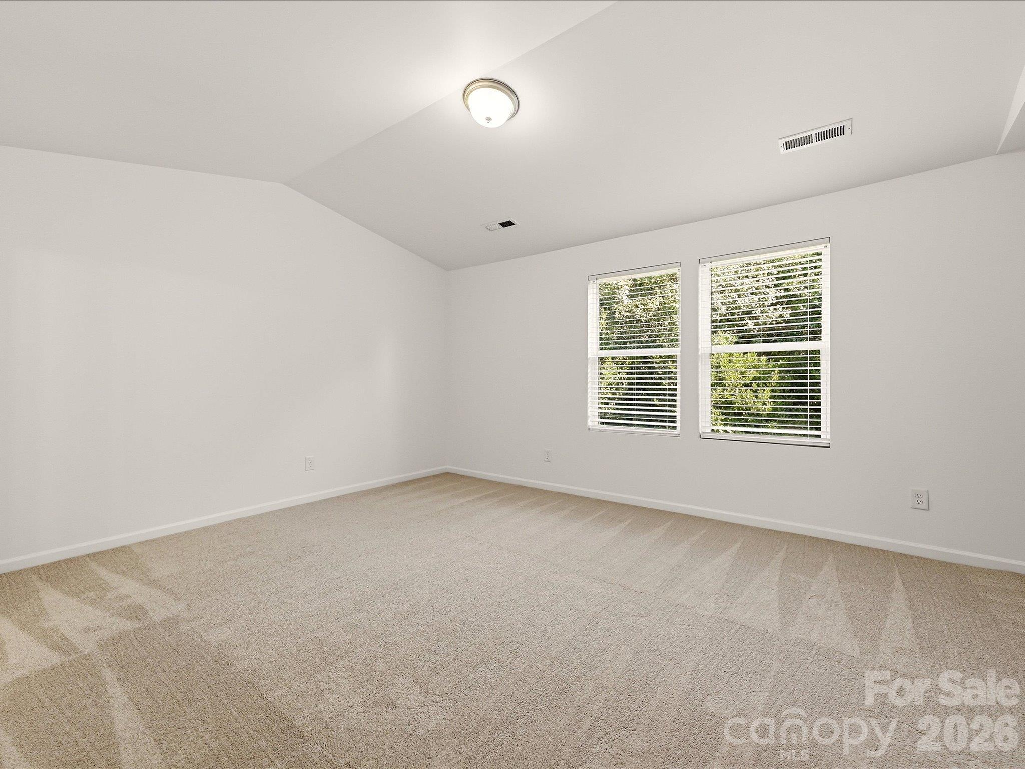 1470 Cypress Loop Property Photo 15