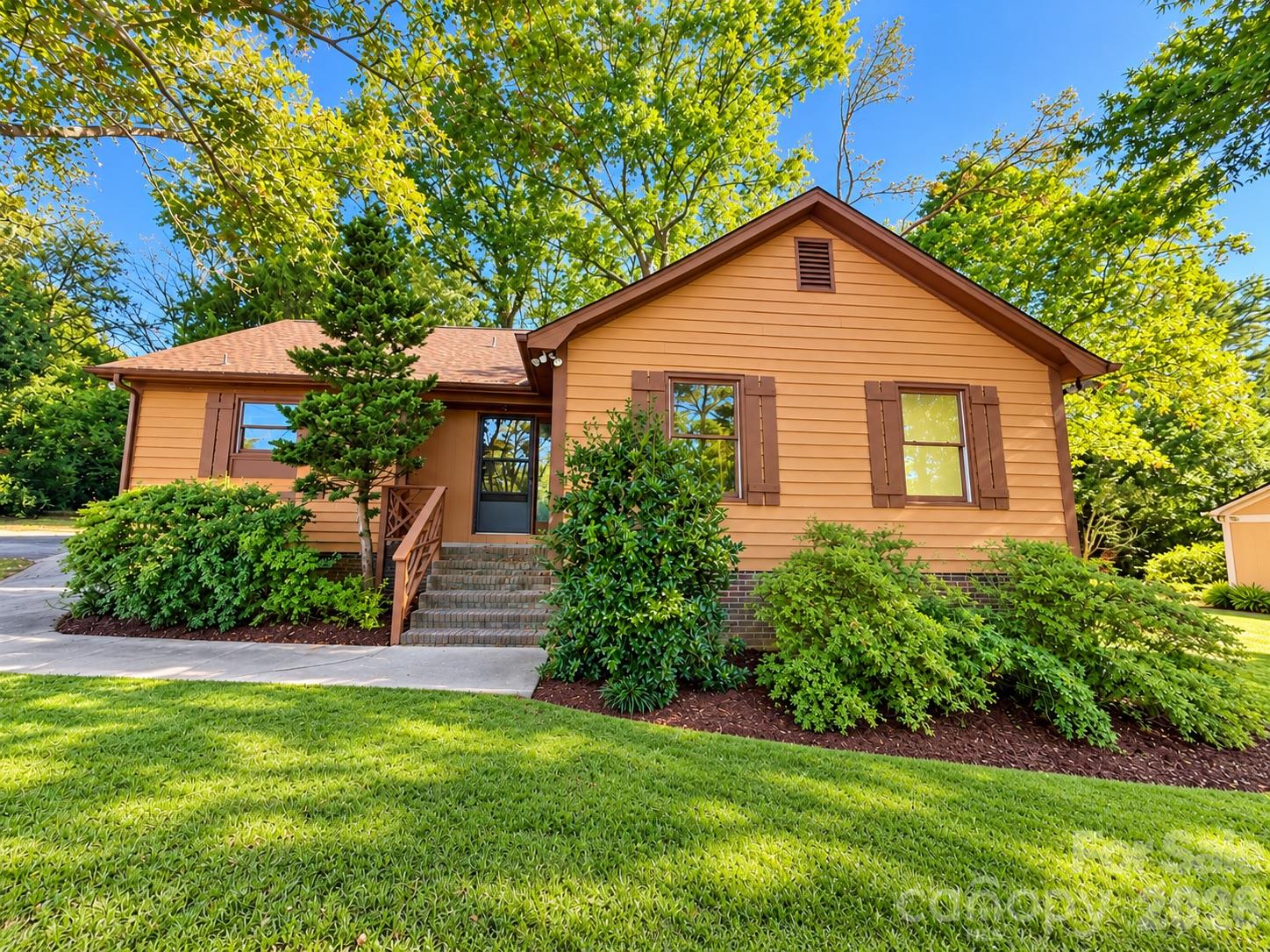 9501 Wood Beam Court Property Photo 1