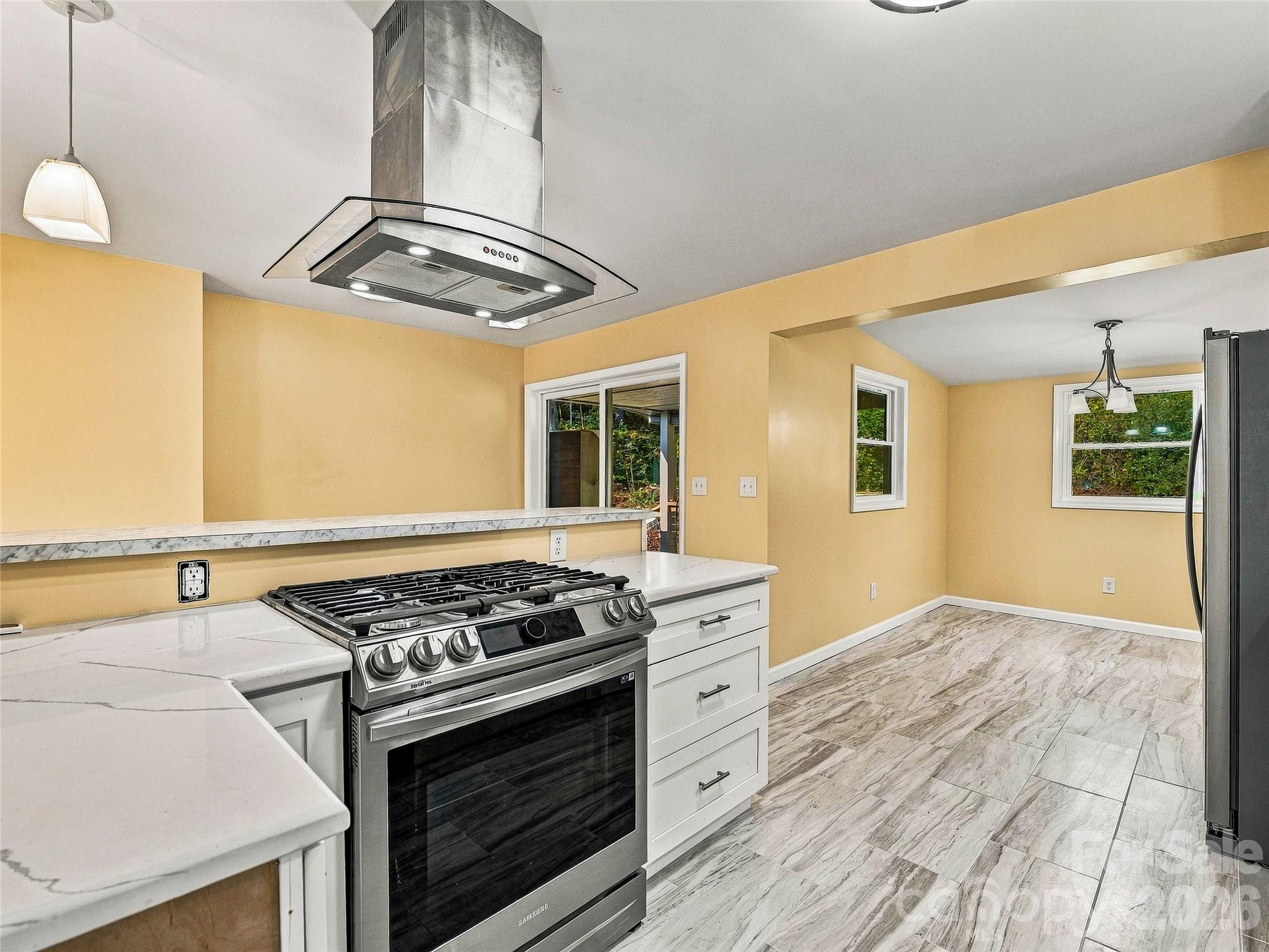 33 Phipps Street Property Photo 7