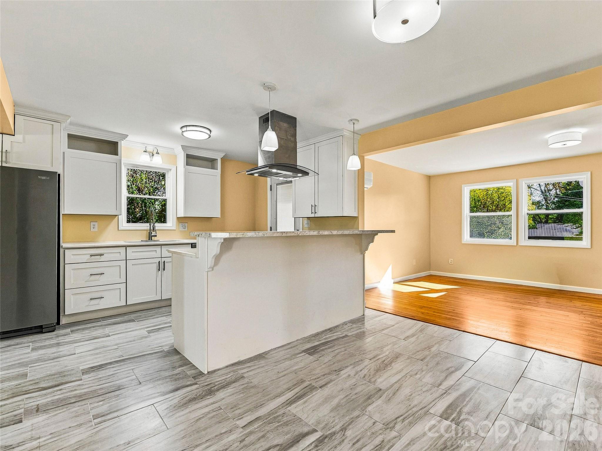 33 Phipps Street Property Photo 10