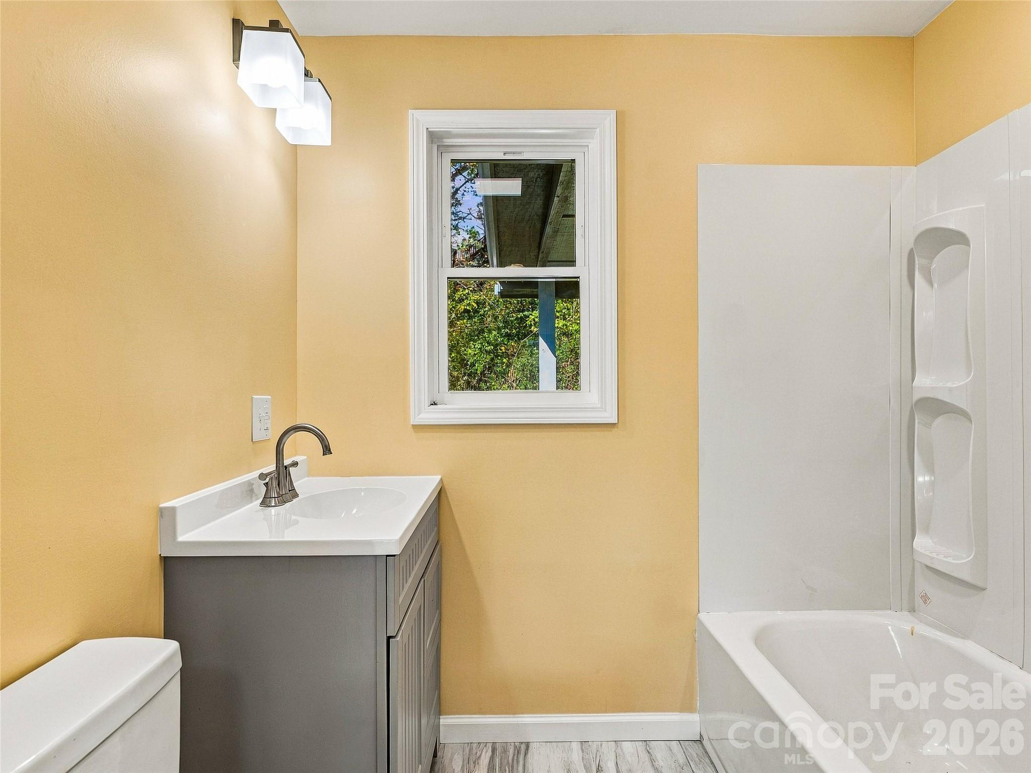 33 Phipps Street Property Photo 15