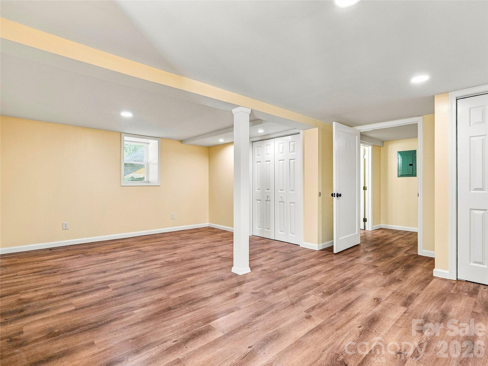 33 Phipps Street Property Photo 24