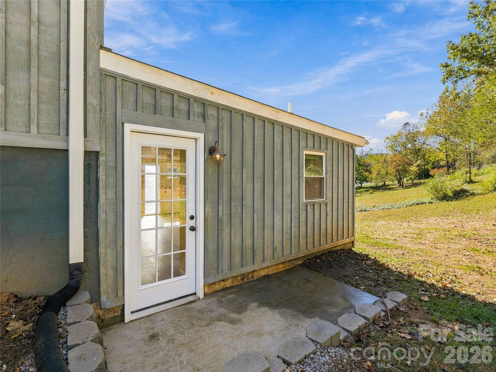 33 Phipps Street Property Photo 29