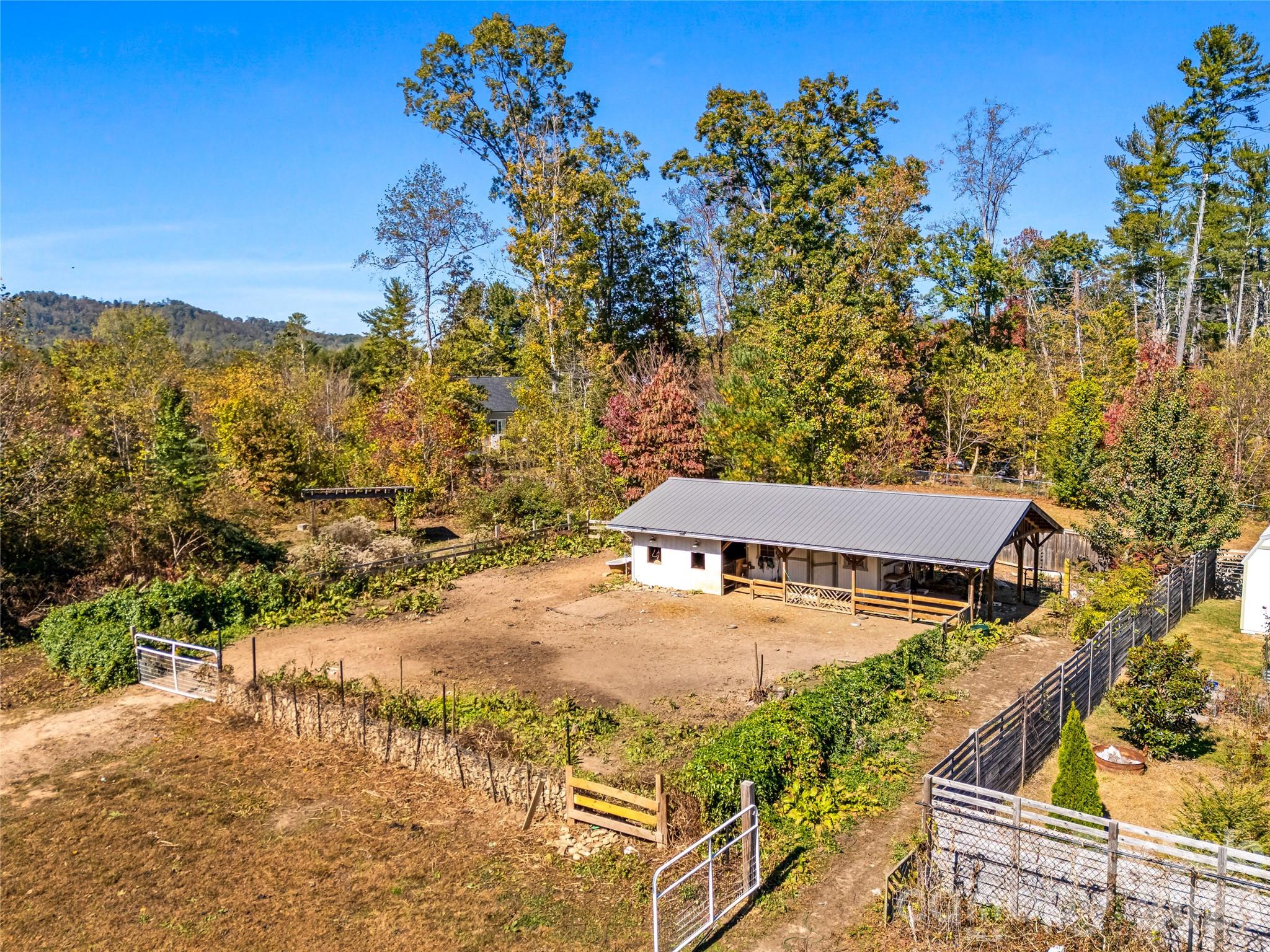 39 White Pine Drive Property Photo 38