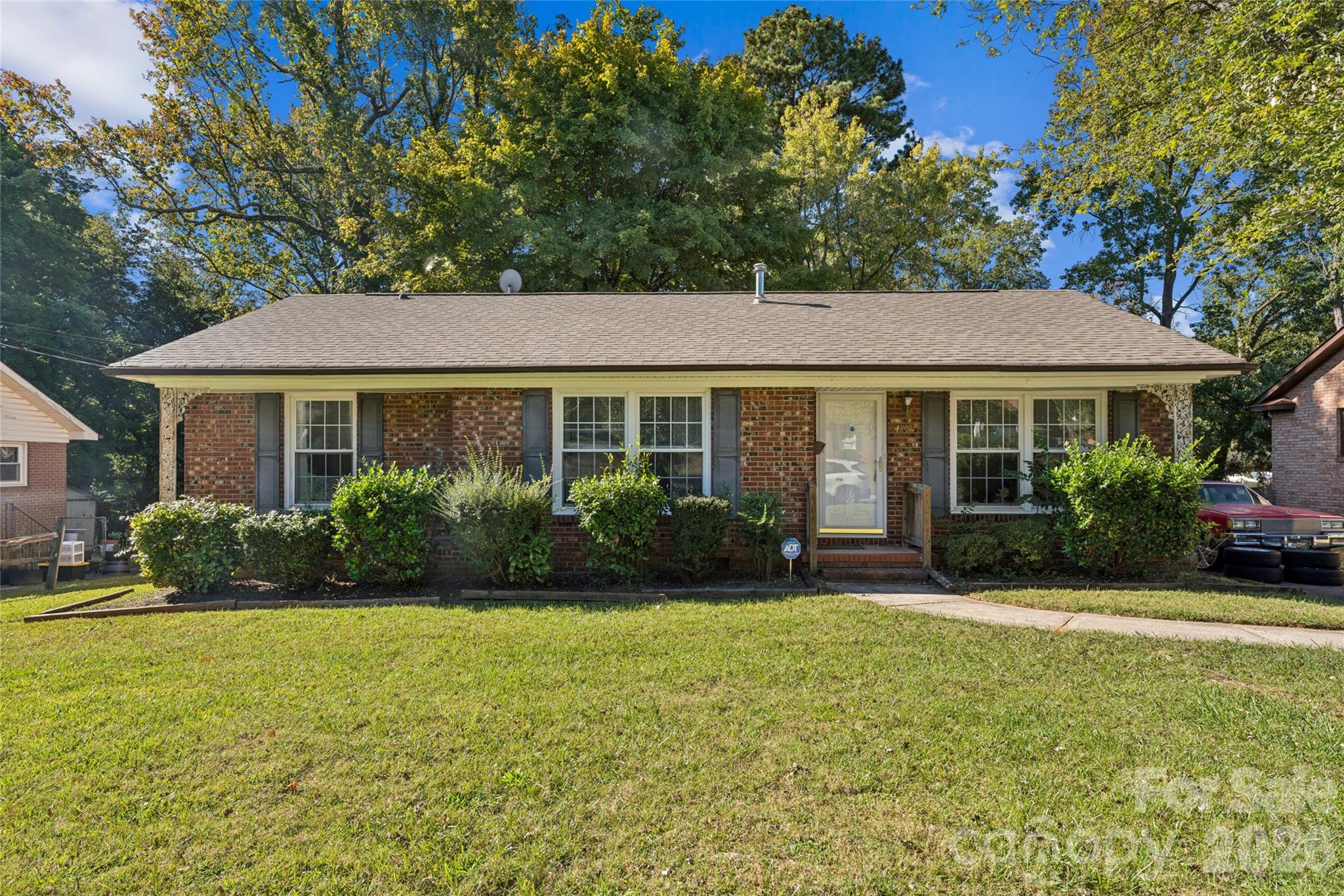 4201 Westridge Drive Property Photo 1
