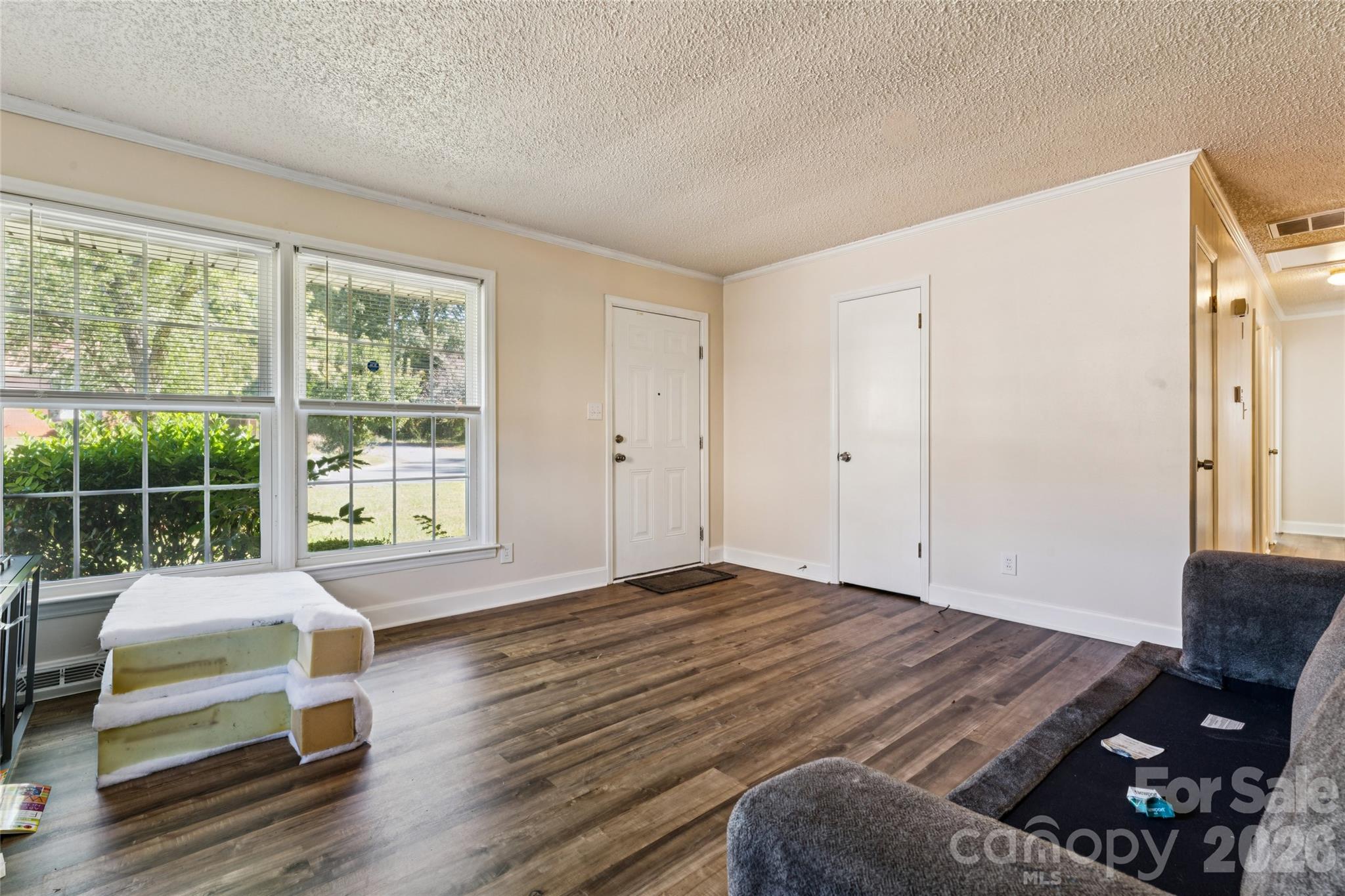 4201 Westridge Drive Property Photo 3