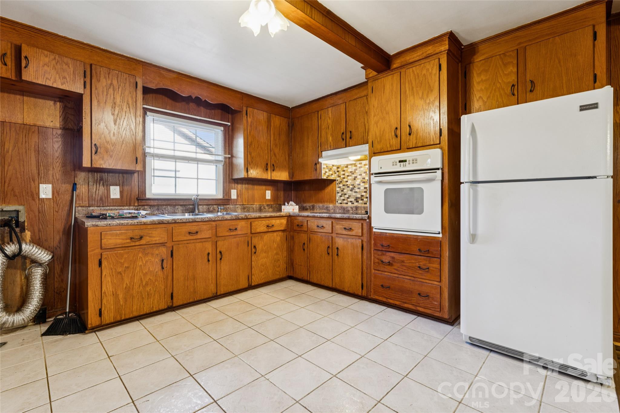4201 Westridge Drive Property Photo 8